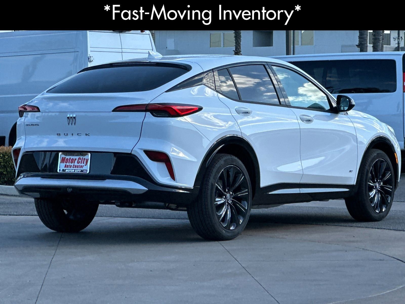 2026 Buick Envista Sport Touring photo 2