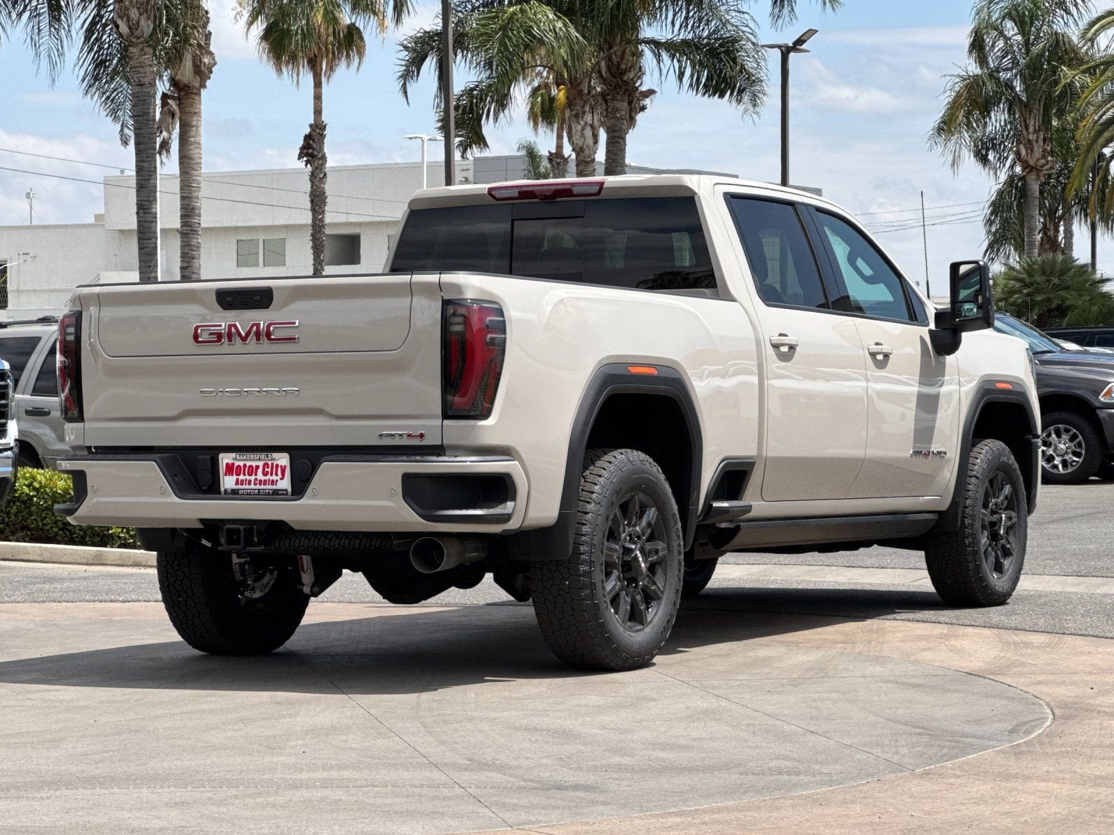 2026 GMC Sierra 2500HD AT4 - Photo 3