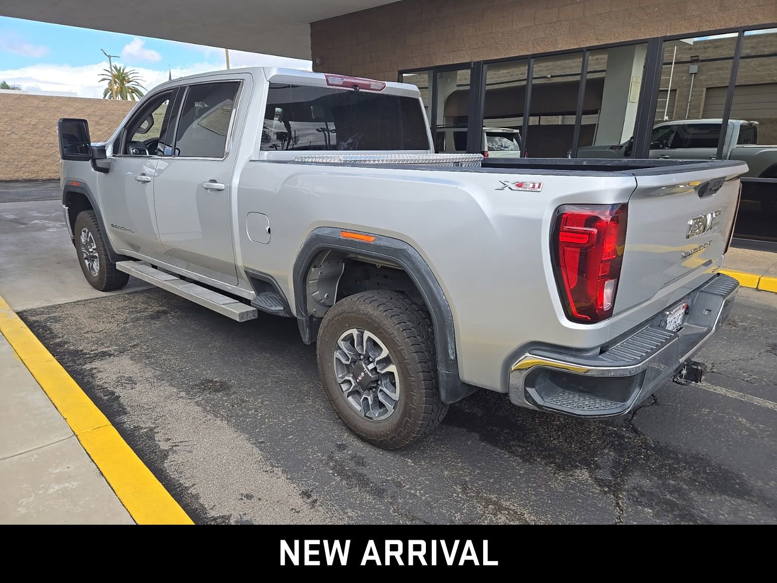 2021 GMC Sierra 2500 HD SLE photo 5