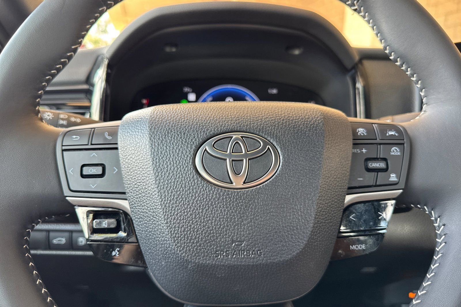 2026 Toyota Camry SE - Photo 23
