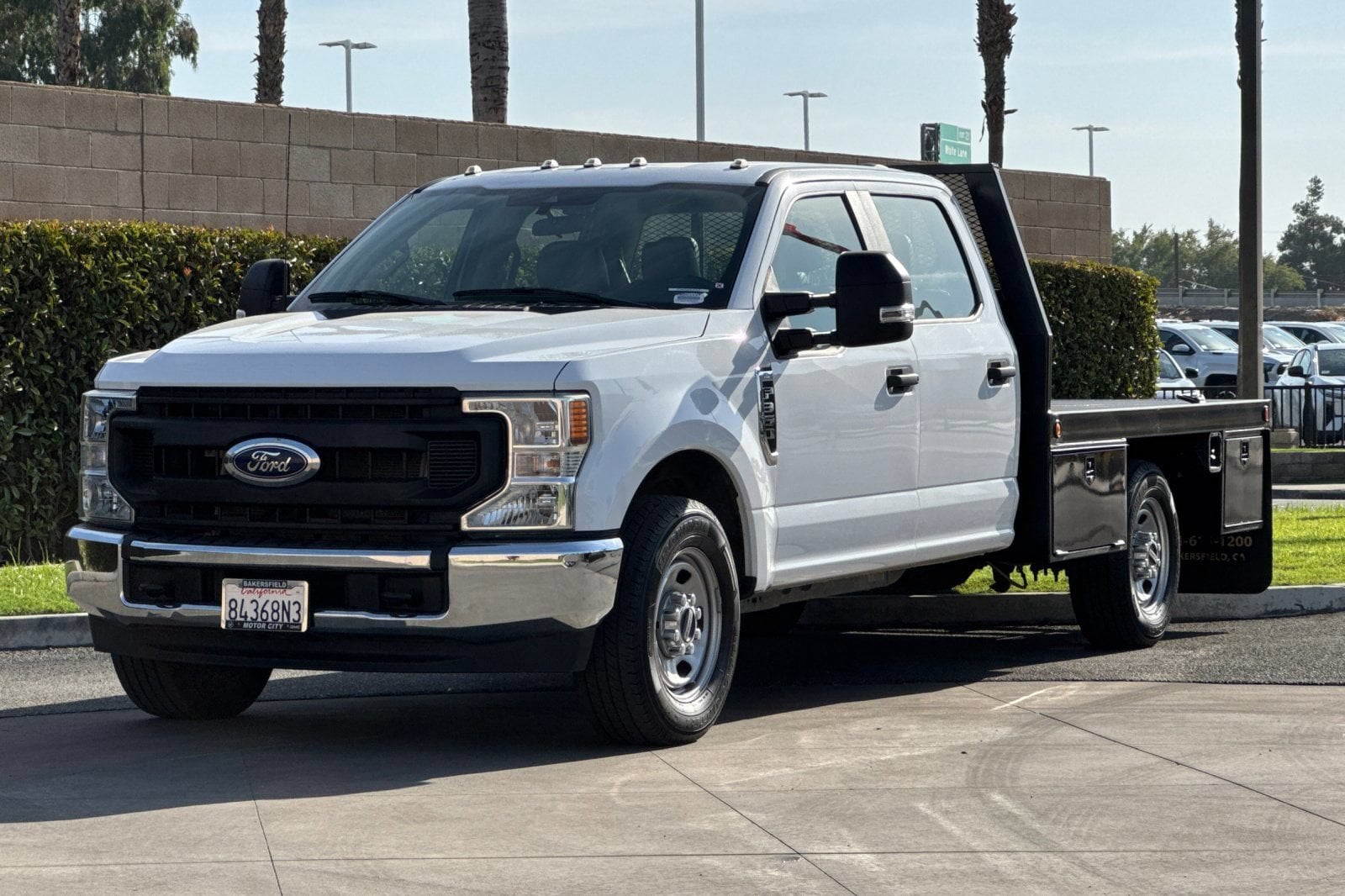 2022 Ford F-350 Super Duty Chassis Cab XL - Photo 8