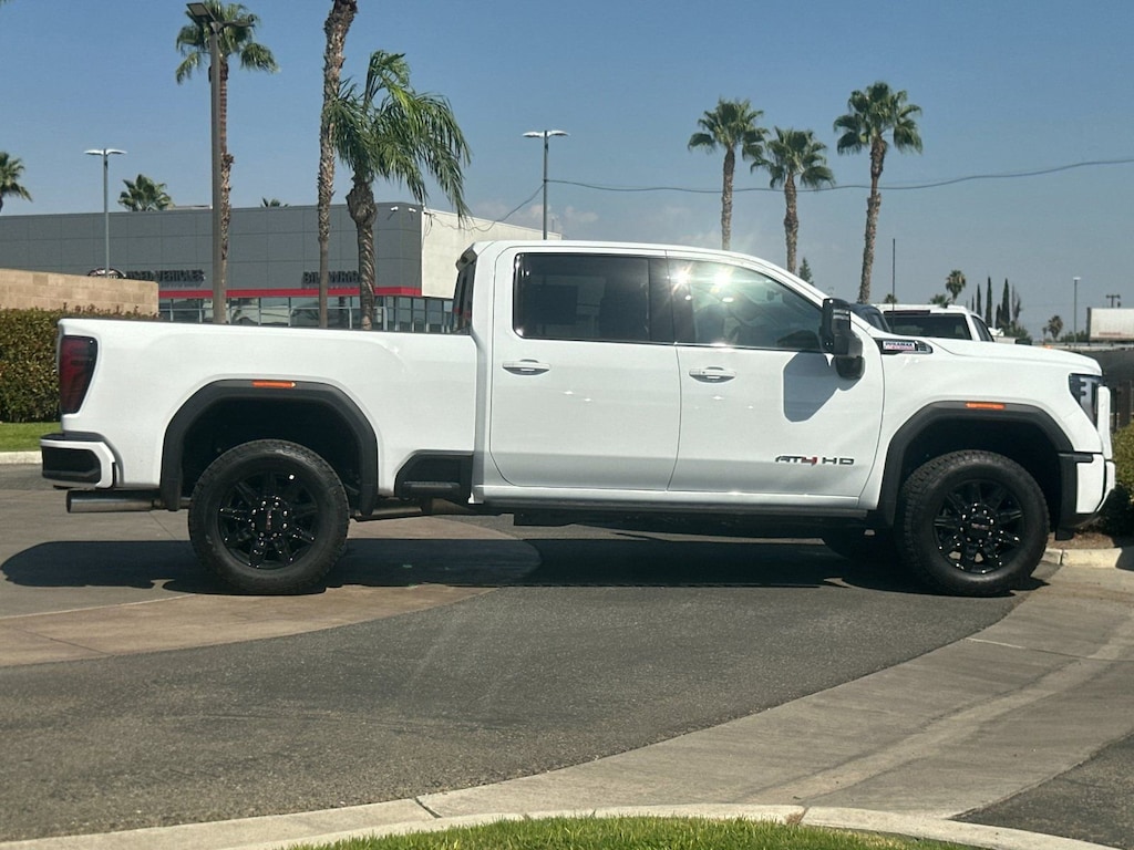 New 2025 GMC Sierra 2500 HD AT4 Truck