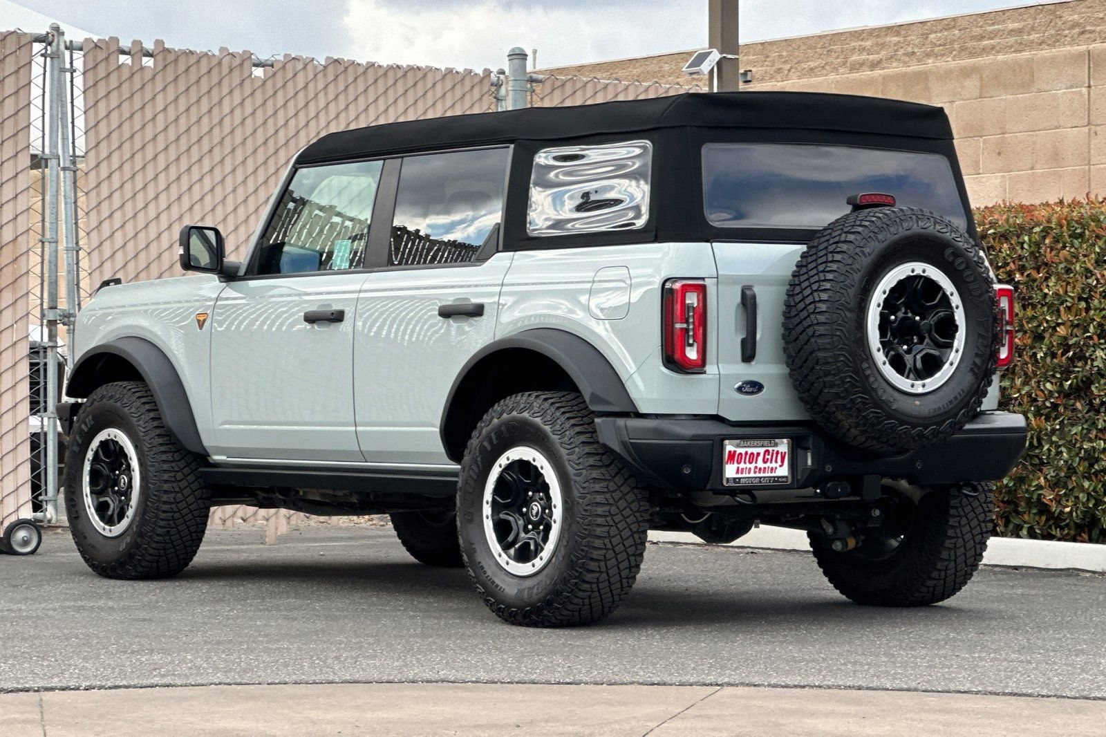 2024 Ford Bronco Badlands photo 5