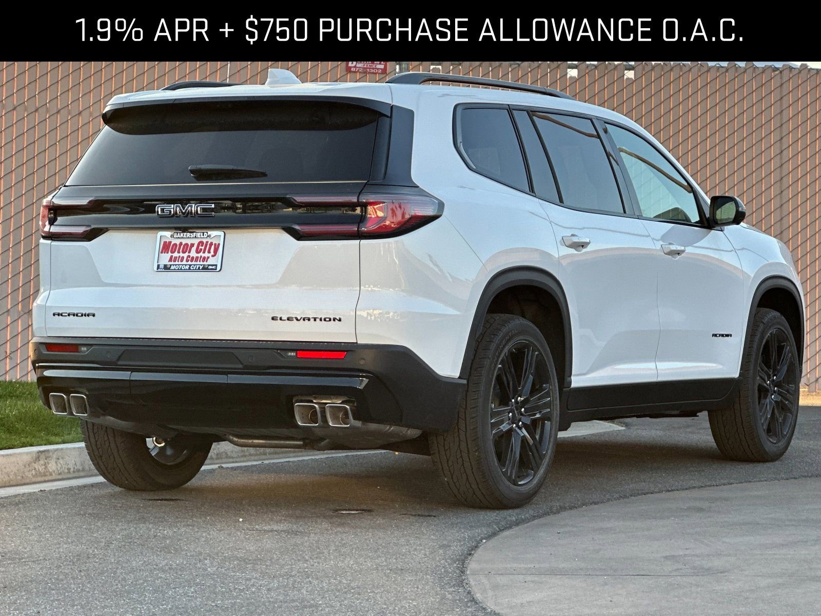 2026 GMC Acadia Elevation photo 2
