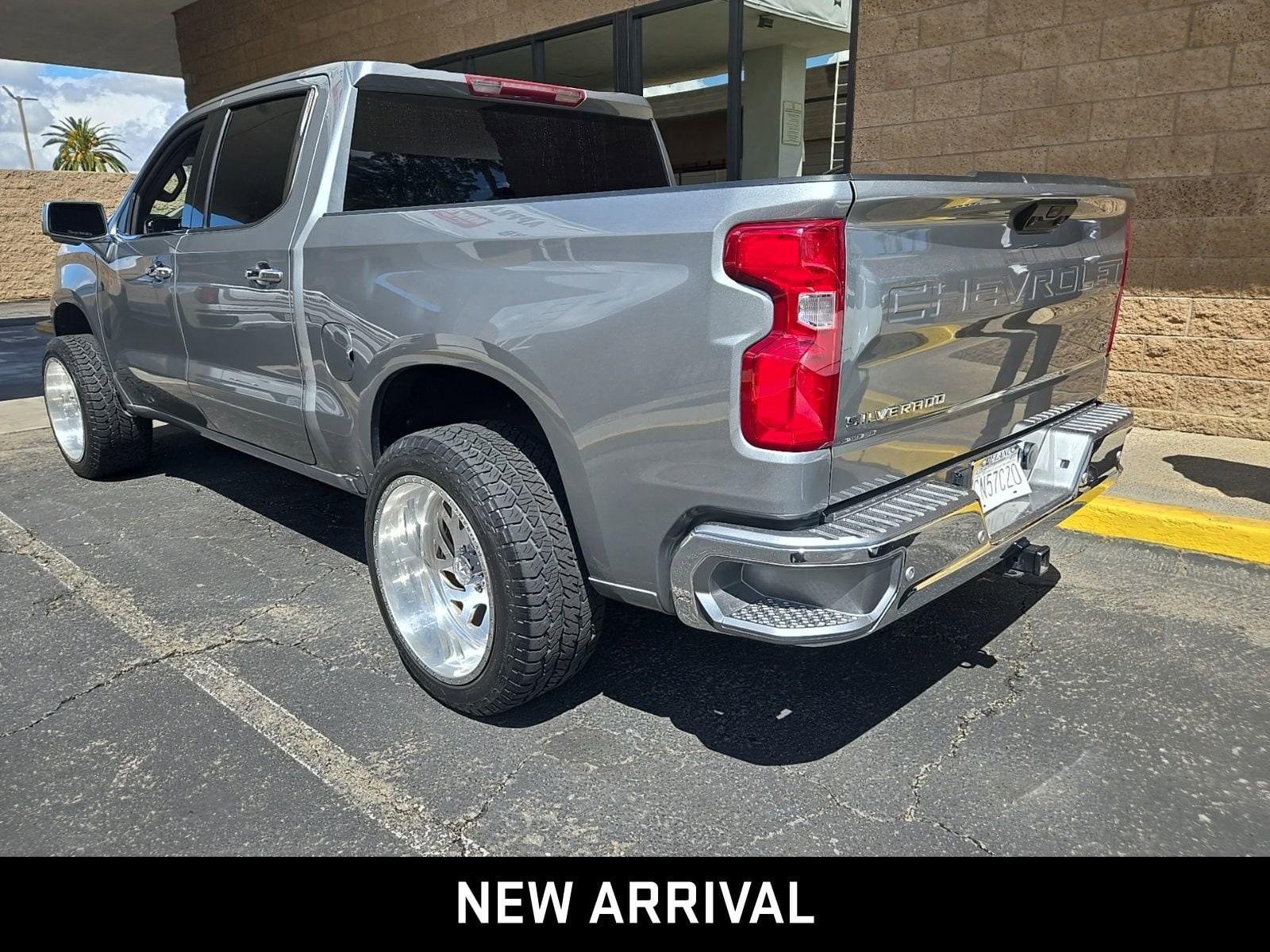 2024 Chevrolet Silverado 1500 LTZ photo 5