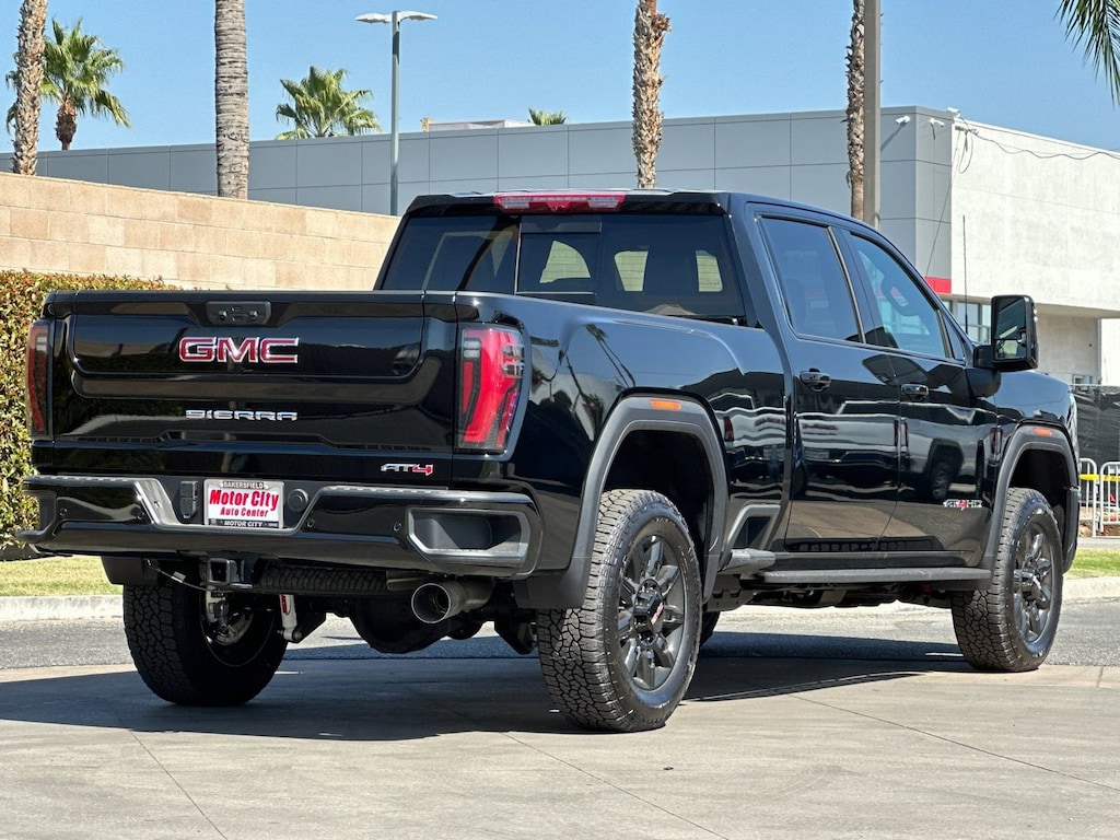 New 2025 GMC Sierra 2500 HD AT4 Truck