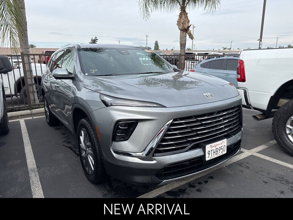 Used 2025 Buick Enclave Preferred SUV