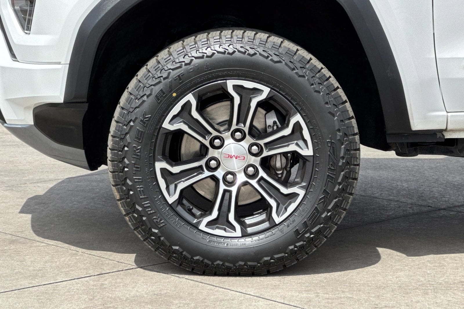 2023 GMC Canyon AT4 - Photo 26
