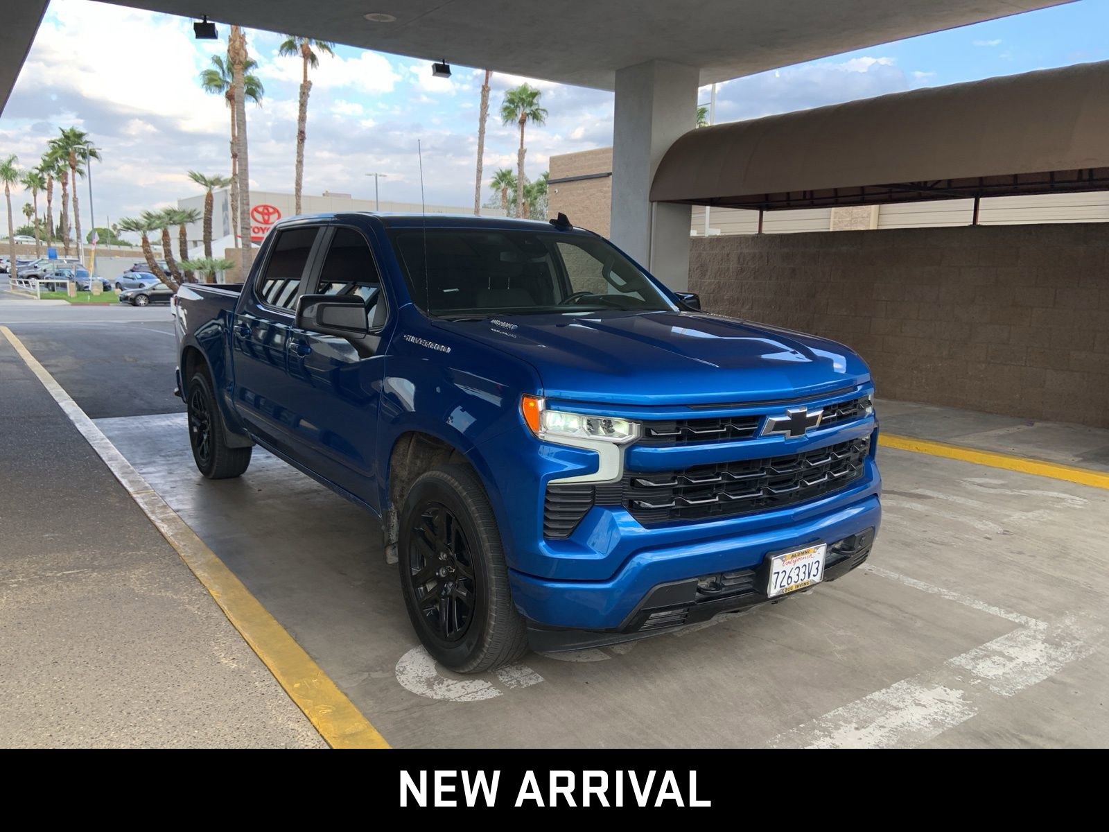 2023 Chevrolet Silverado 1500 RST photo 2