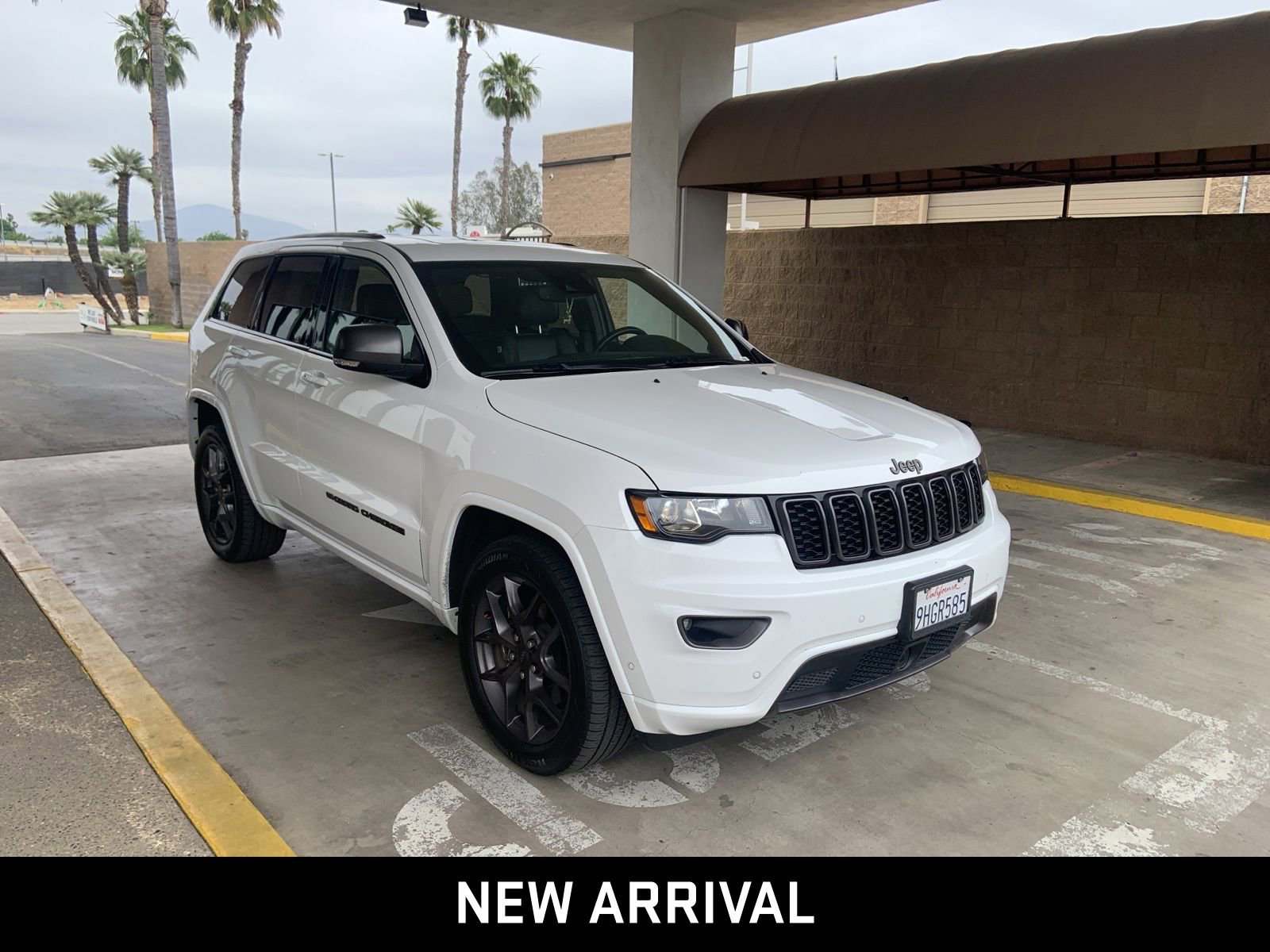 2021 Jeep Grand Cherokee 80th Anniversary photo 3