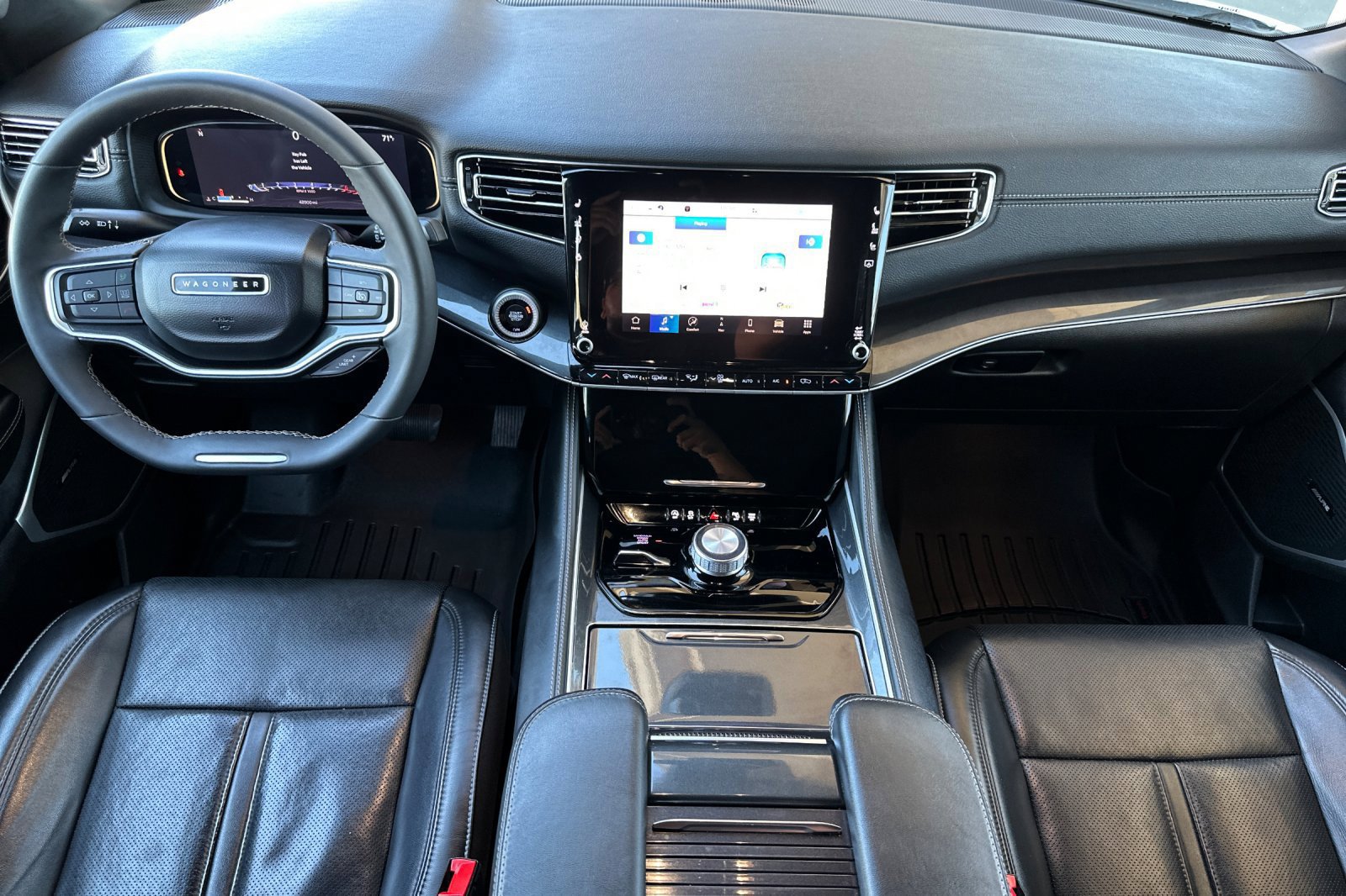 2022 Jeep Wagoneer Series I - Photo 14