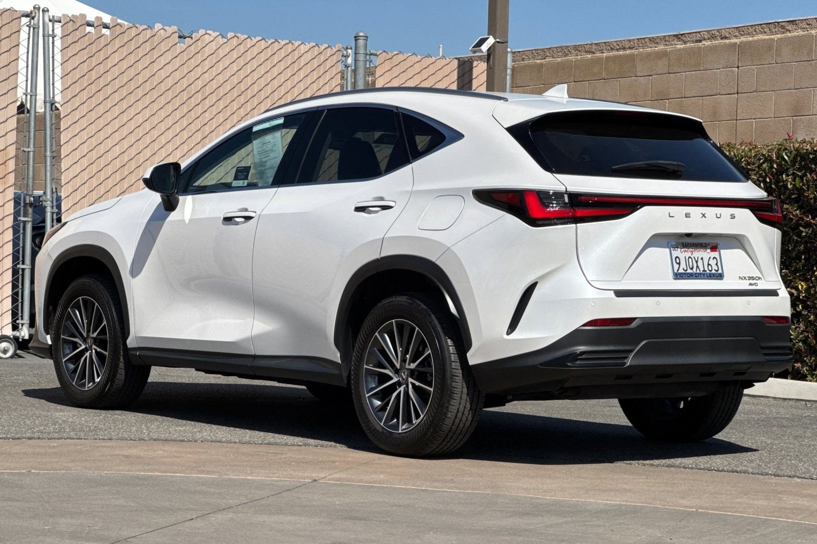 2024 Lexus NX Hybrid 350h - Photo 6