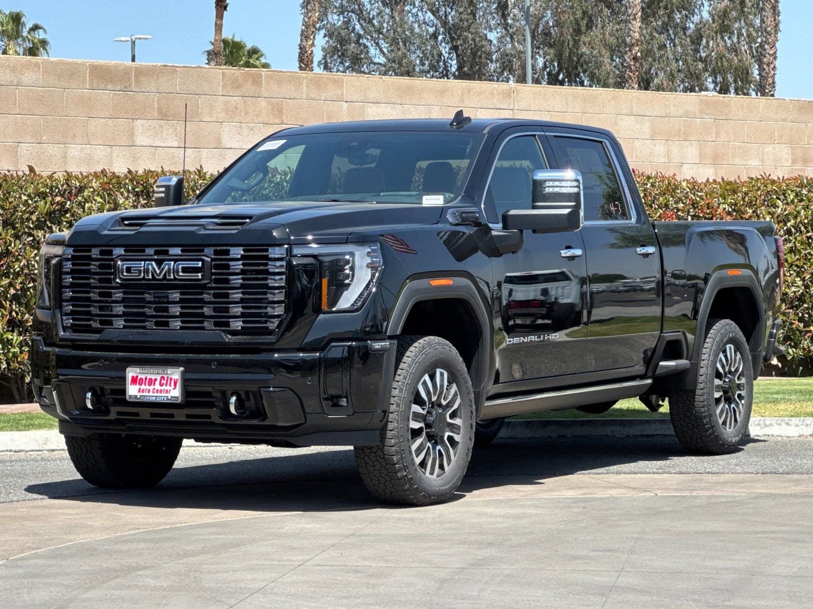 2026 GMC Sierra 2500 HD Denali Ultimate photo 6