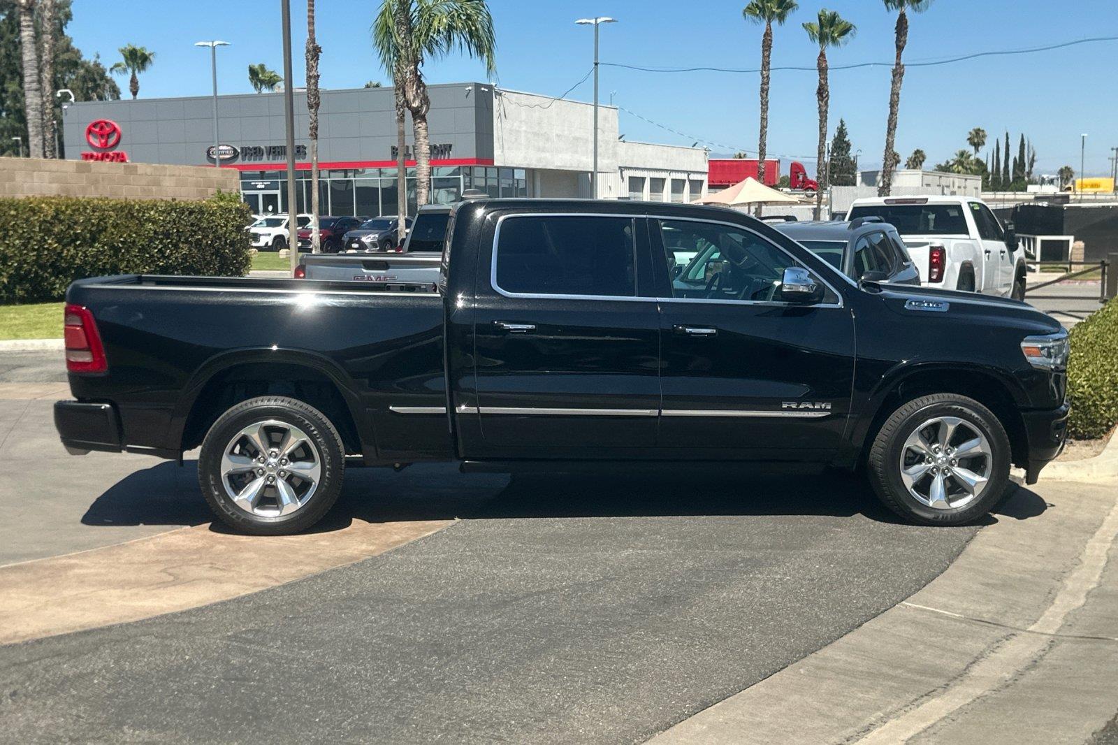 2021 Ram 1500 Limited photo 3