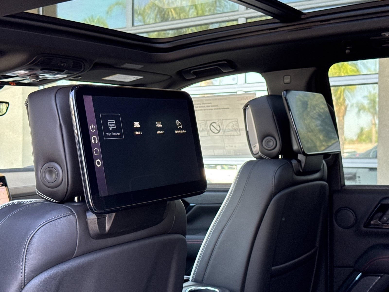 2026 GMC Yukon XL AT4 Ultimate - Photo 14