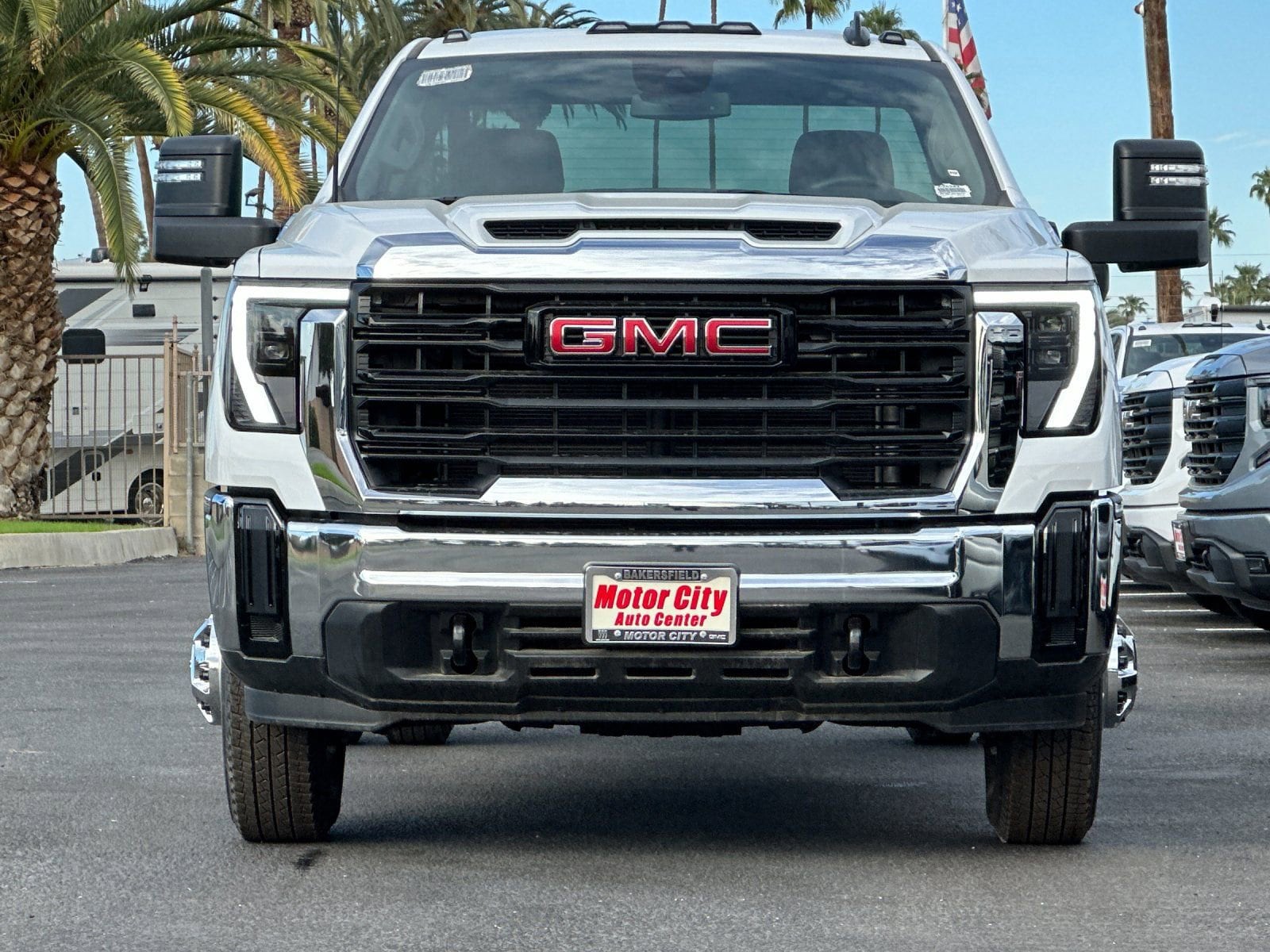 2025 GMC Sierra 3500HD Pro - Photo 9