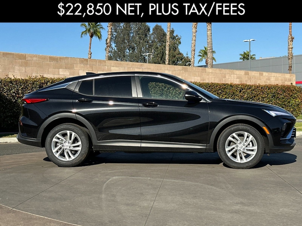 New 2025 Buick Envista Preferred SUV