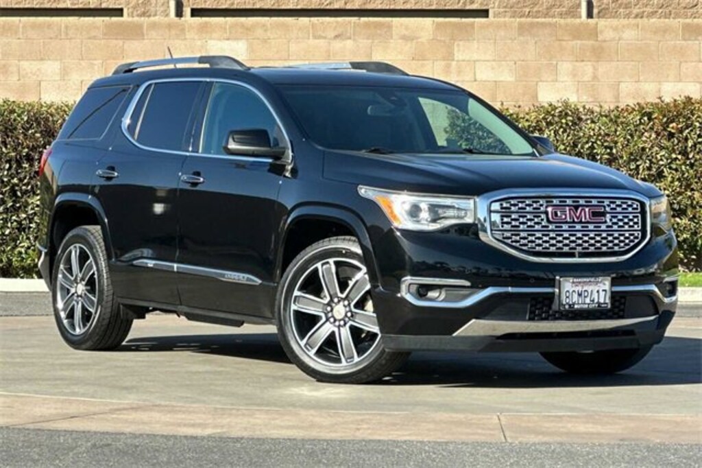 Used 2018 GMC Acadia For Sale at Motor City Buick GMC VIN