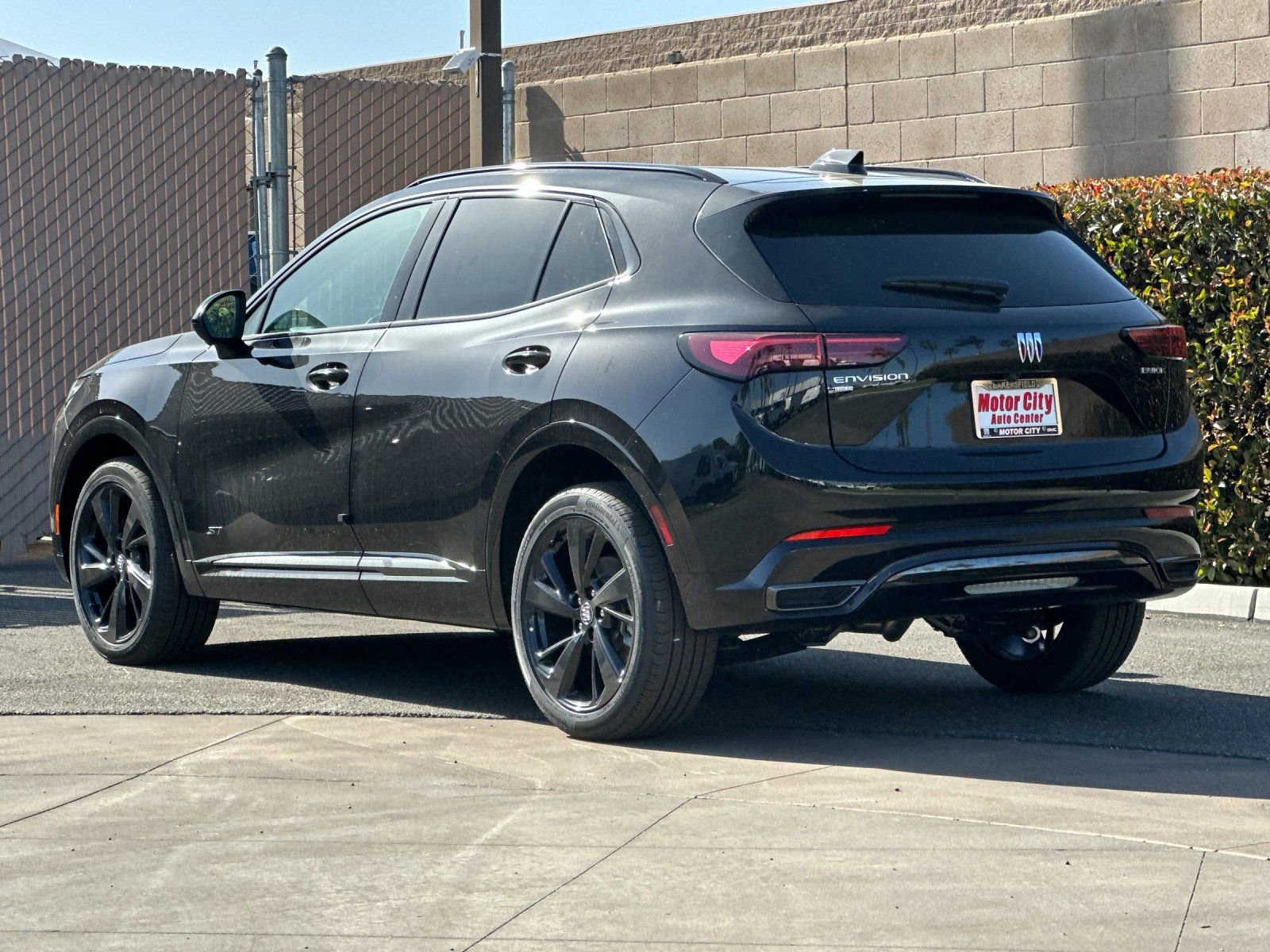 2026 Buick Envision Sport Touring photo 4