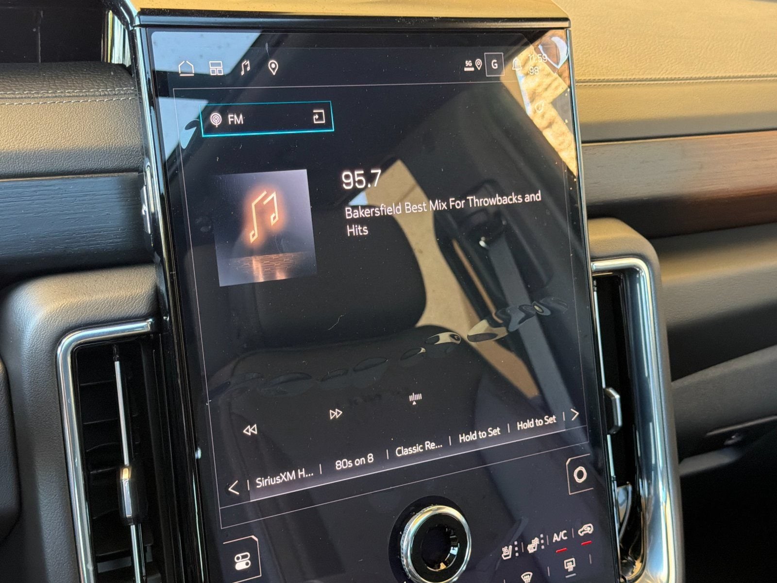 2026 GMC Yukon XL Denali - Photo 19