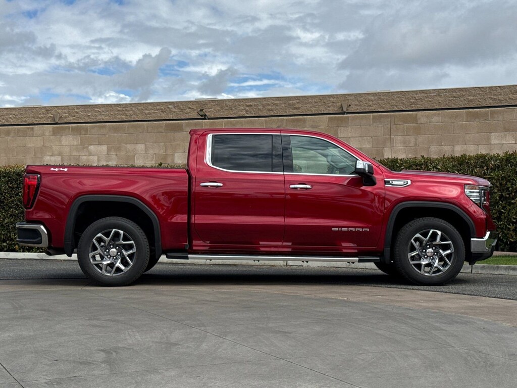 New 2026 GMC Sierra 1500 SLT Truck