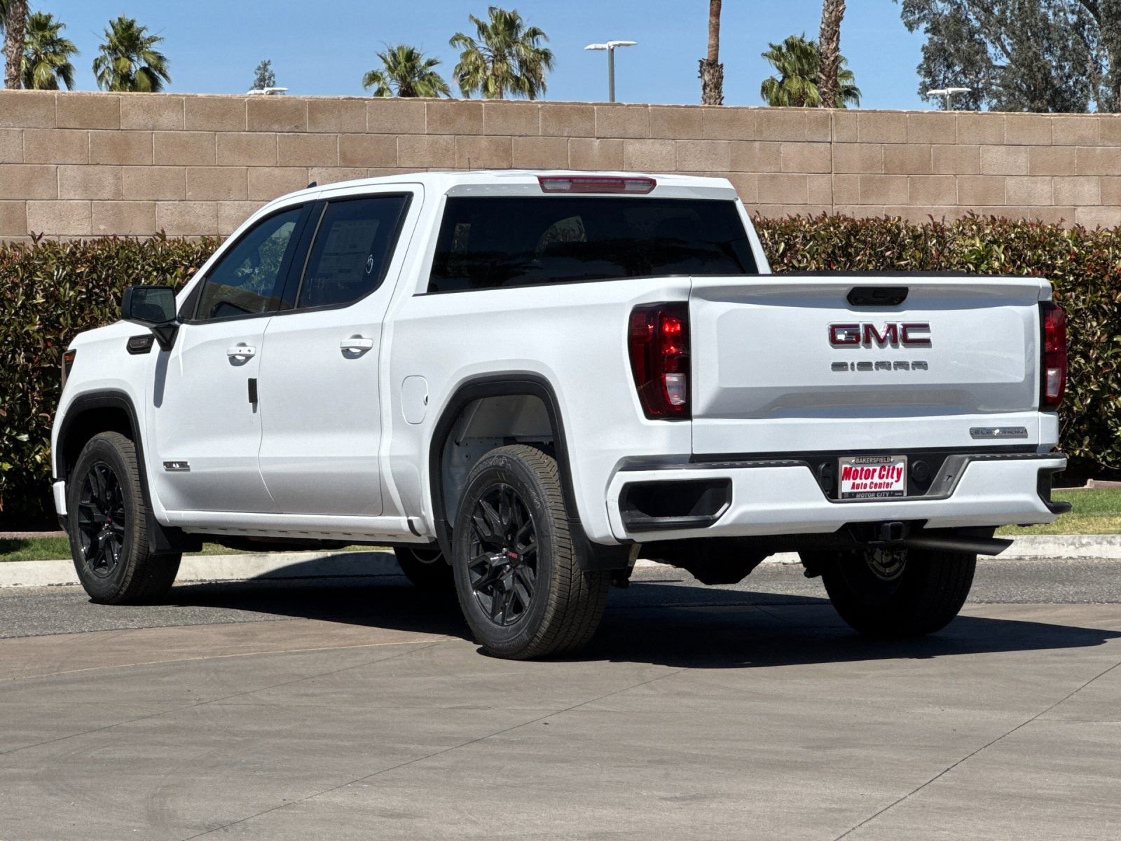 2026 GMC Sierra 1500 Elevation photo 4