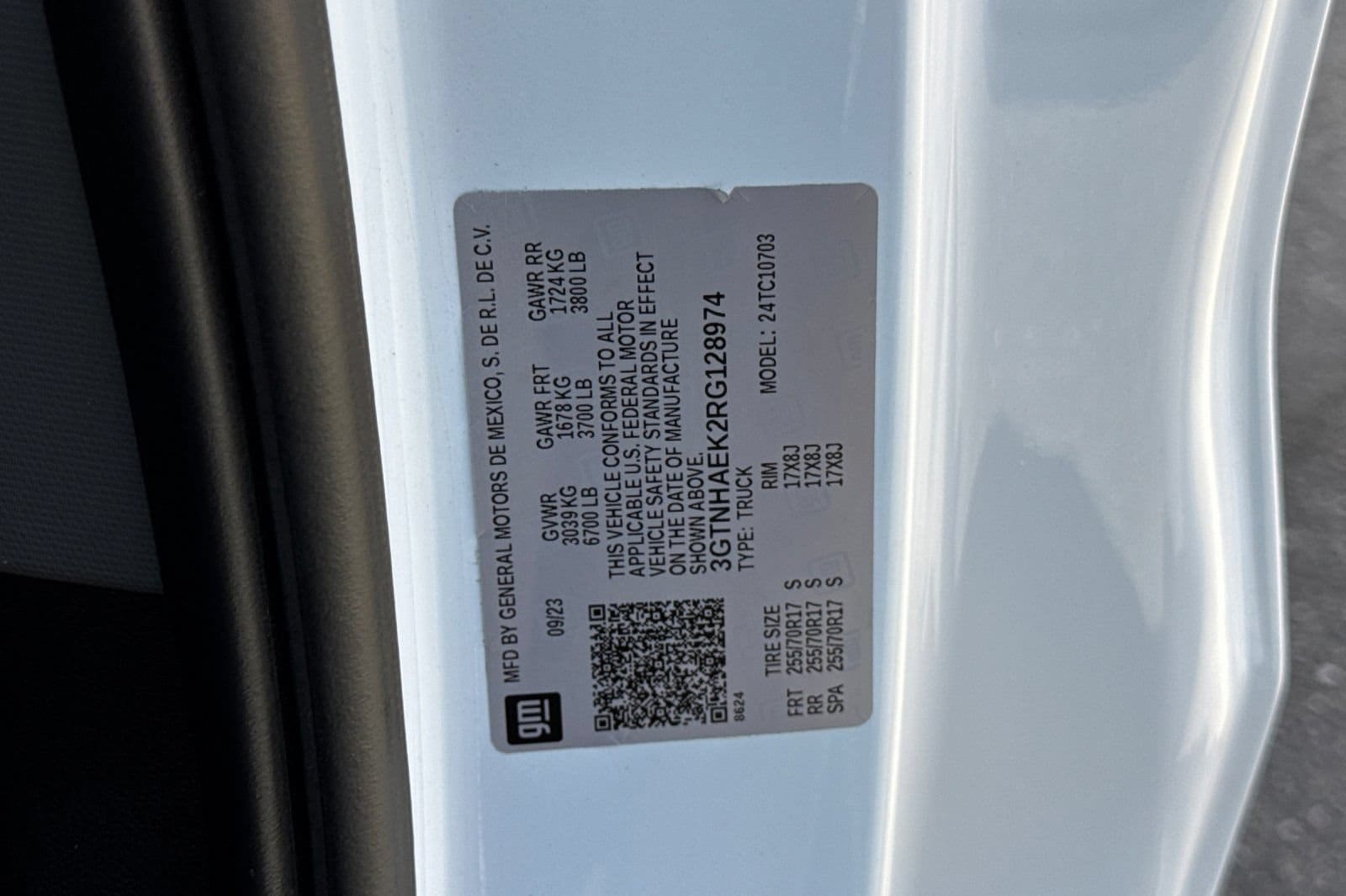2024 GMC Sierra 1500 Pro - Photo 27
