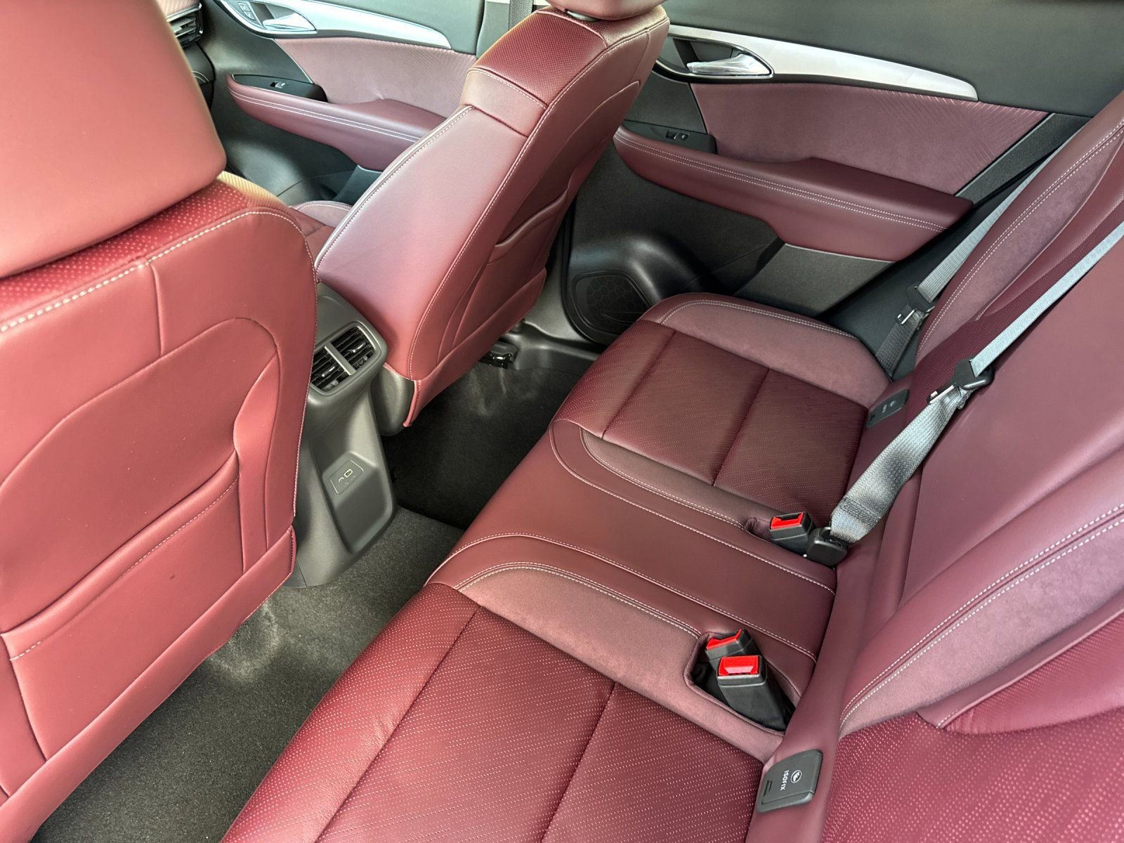 2026 Buick Envision Sport Touring - Photo 11