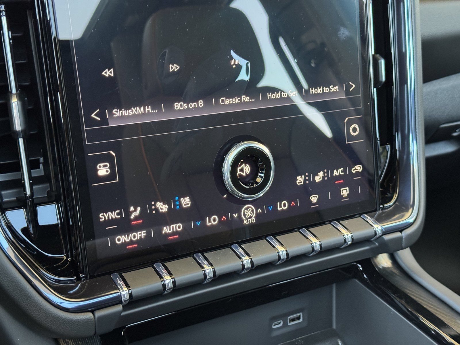 2026 GMC Yukon XL AT4 - Photo 22