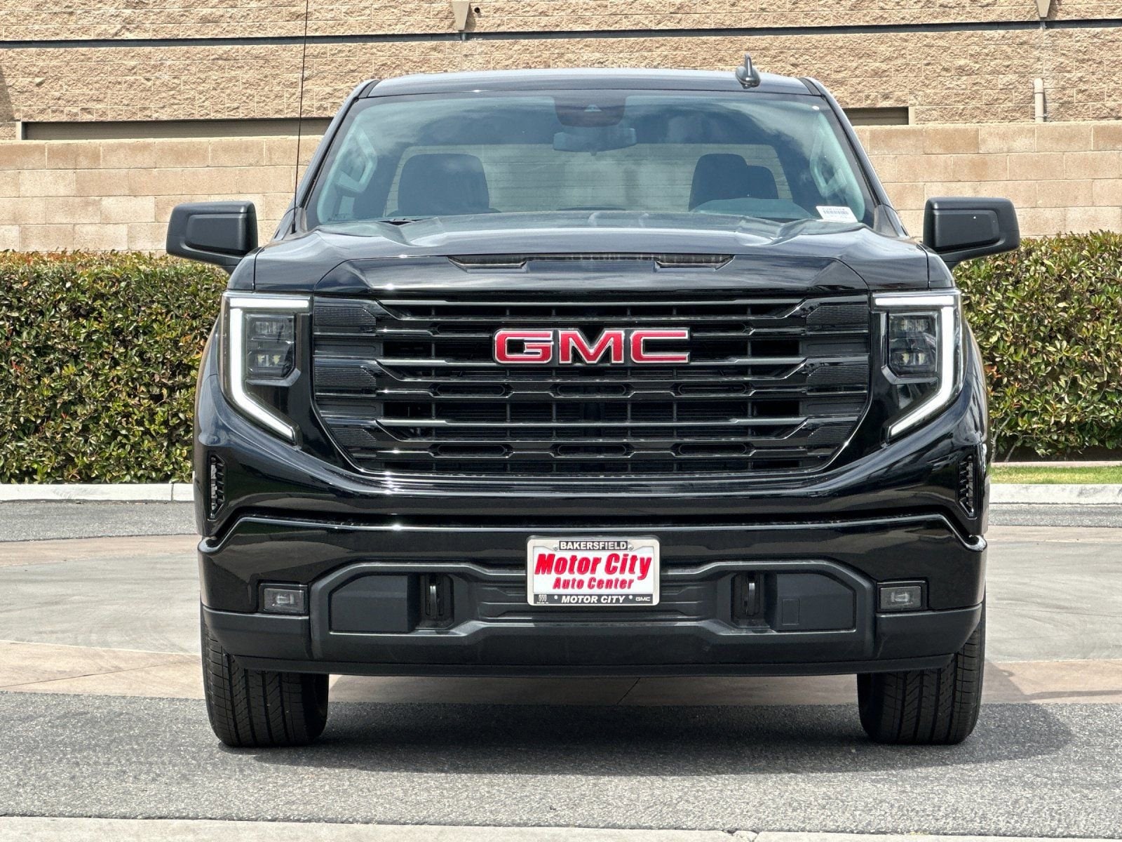 2026 GMC Sierra 1500 Elevation photo 3