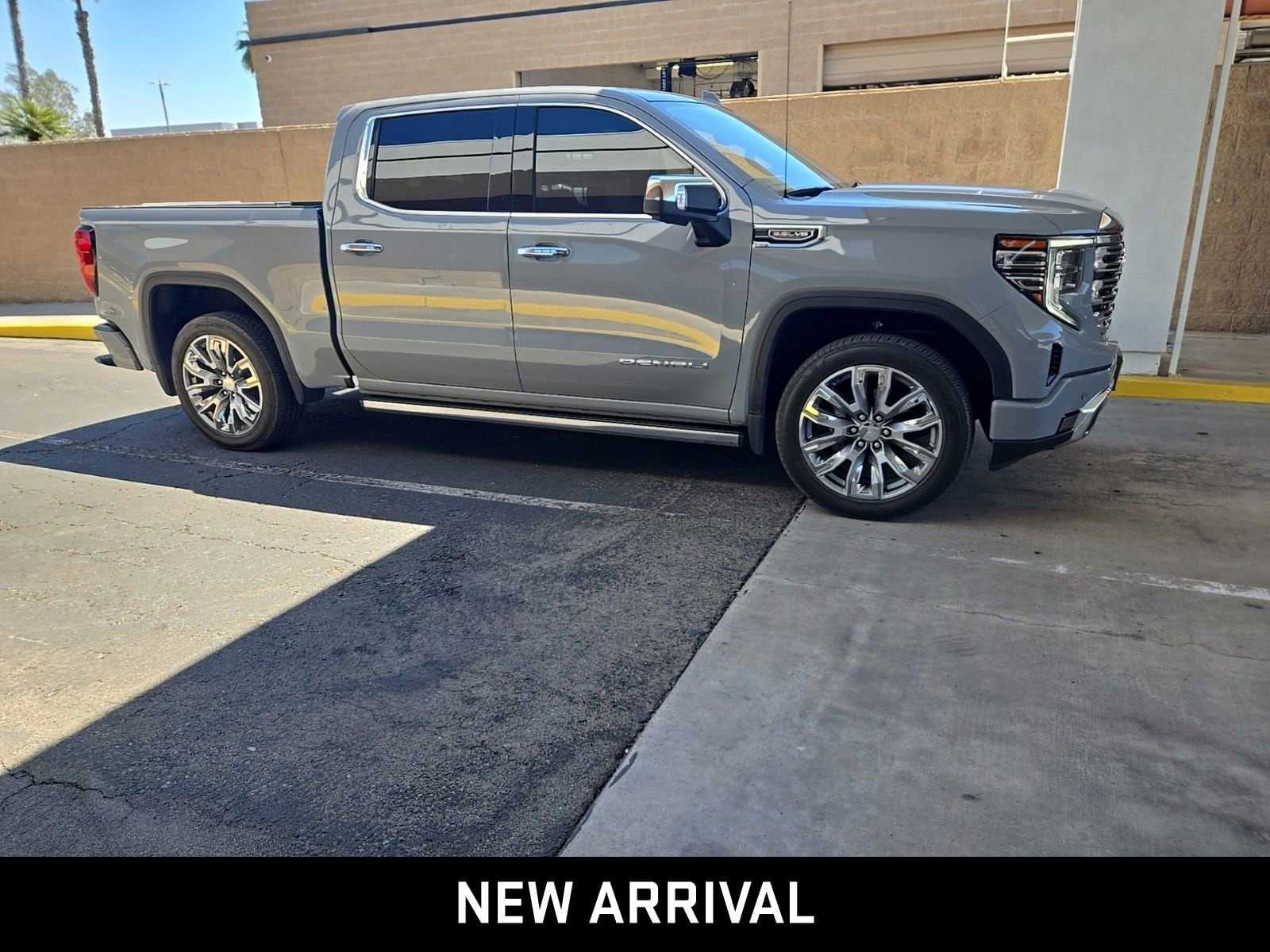 2025 GMC Sierra 1500 Denali photo 4
