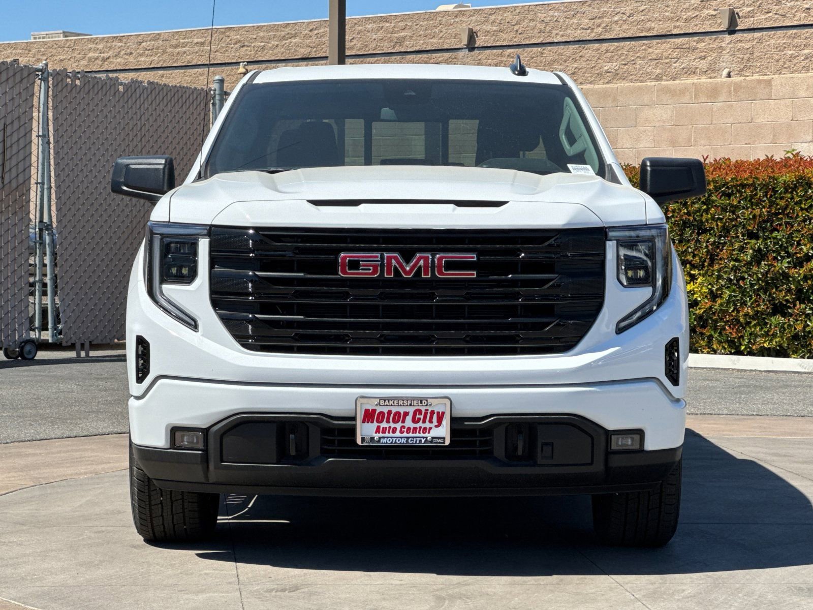 2026 GMC Sierra 1500 Elevation photo 3
