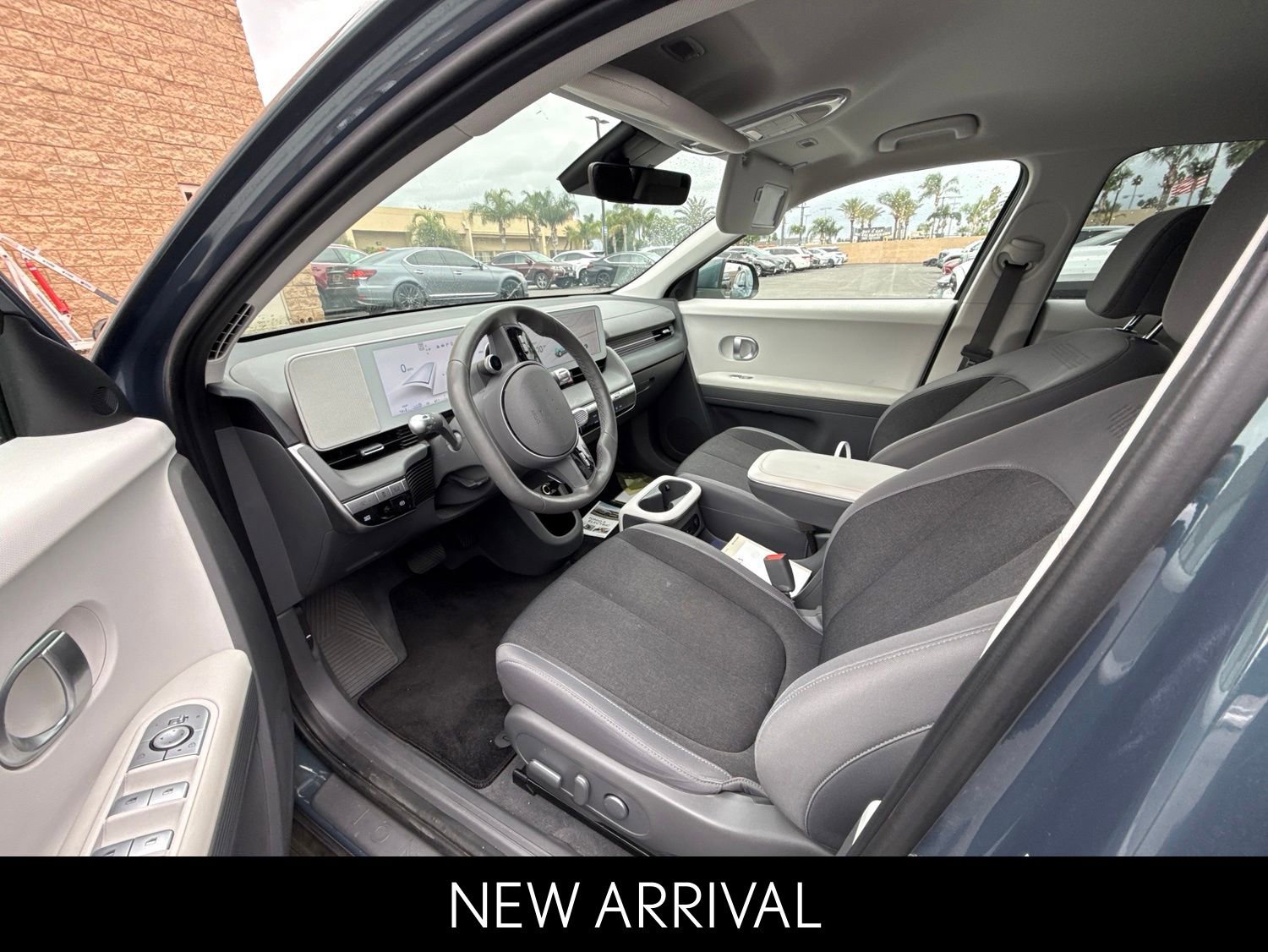 2024 Hyundai IONIQ 5 SEL photo 5