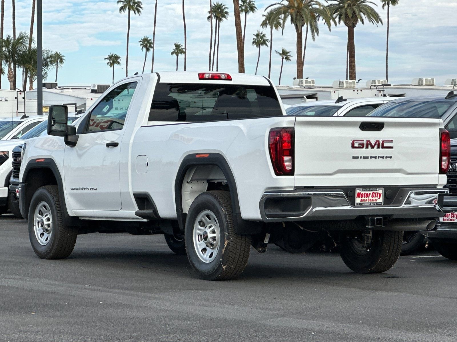 2025 GMC Sierra 2500 HD Pro photo 5