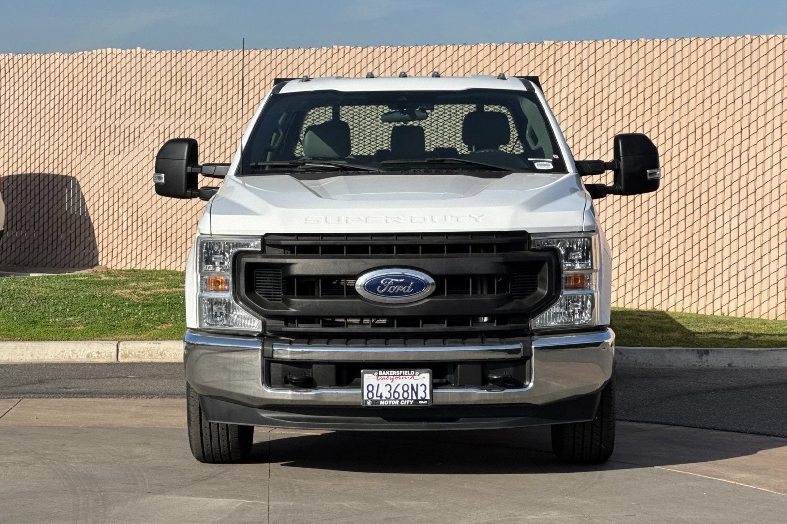 2022 Ford F-350 Super Duty Chassis Cab XL - Photo 9