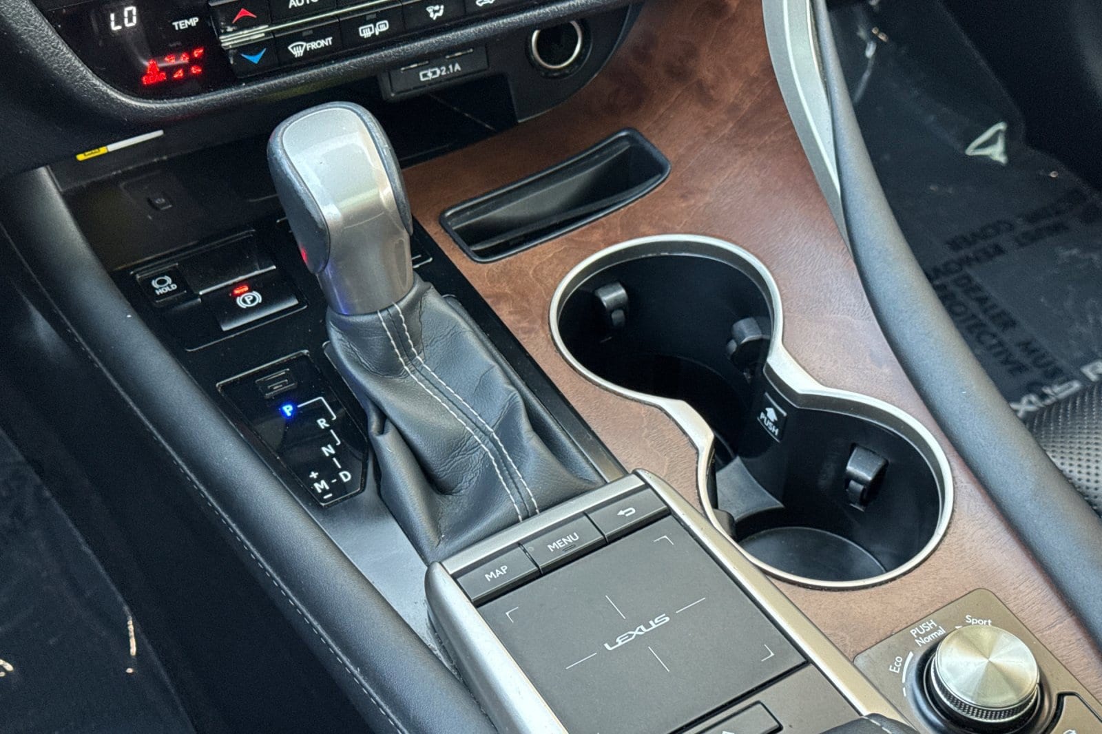 2022 Lexus RX 350 - Photo 22
