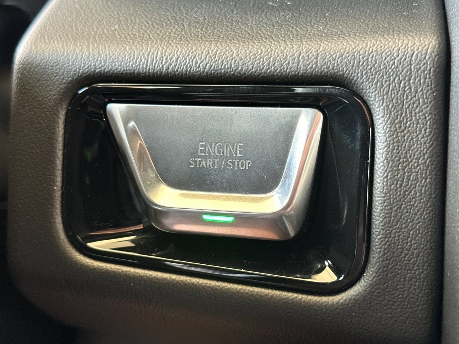 2026 GMC Yukon XL Denali - Photo 22