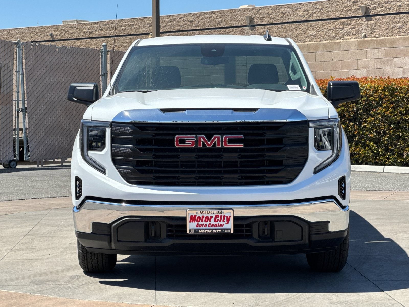 2026 GMC Sierra 1500 Pro - Photo 8
