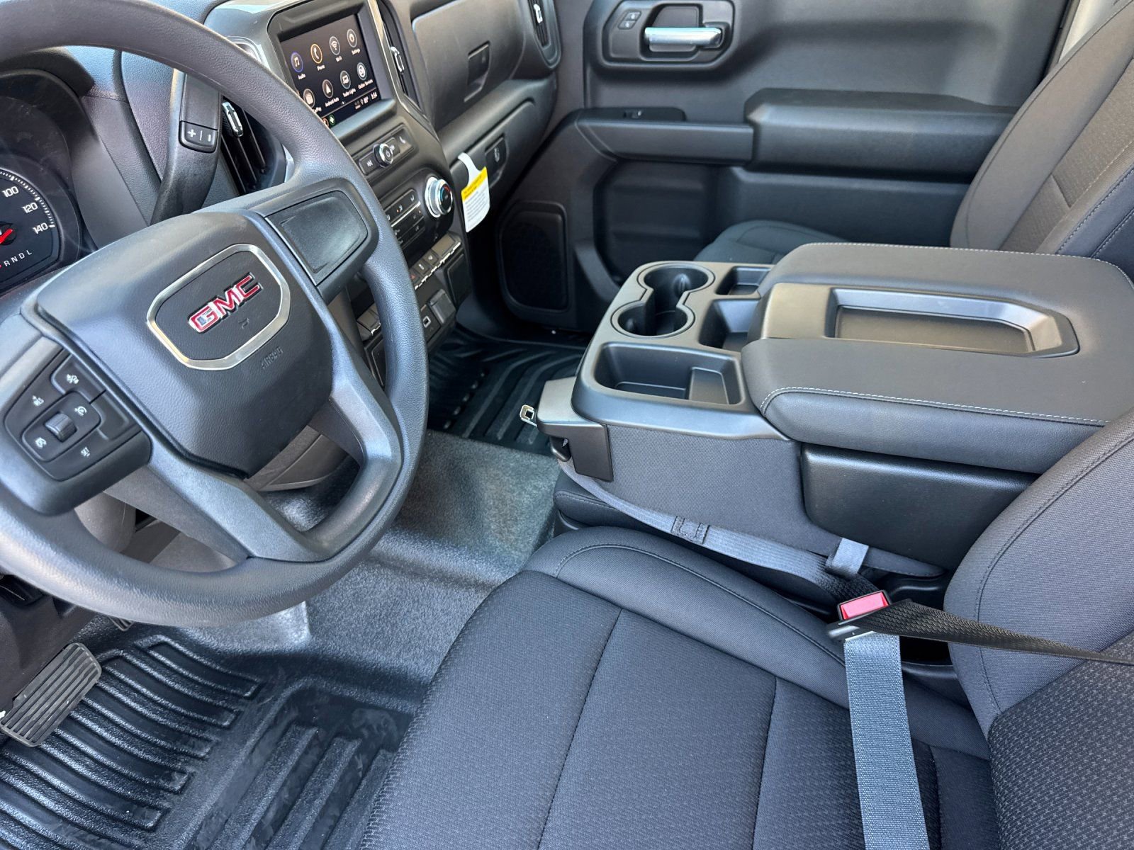 2026 GMC Sierra 1500 Pro photo 3
