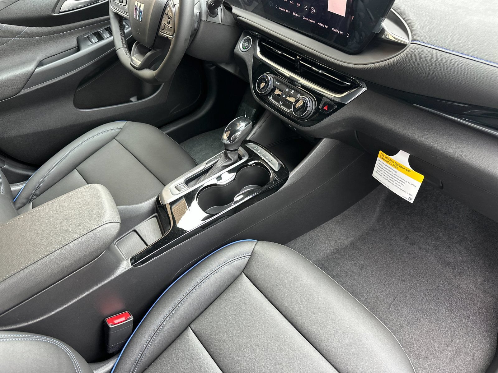 2026 Buick Envista Sport Touring - Photo 15