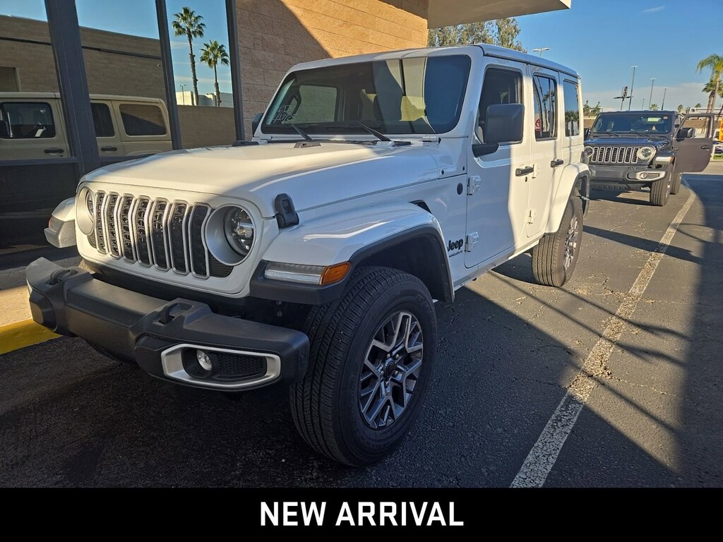 Used 2025 Jeep Wrangler Sahara SUV