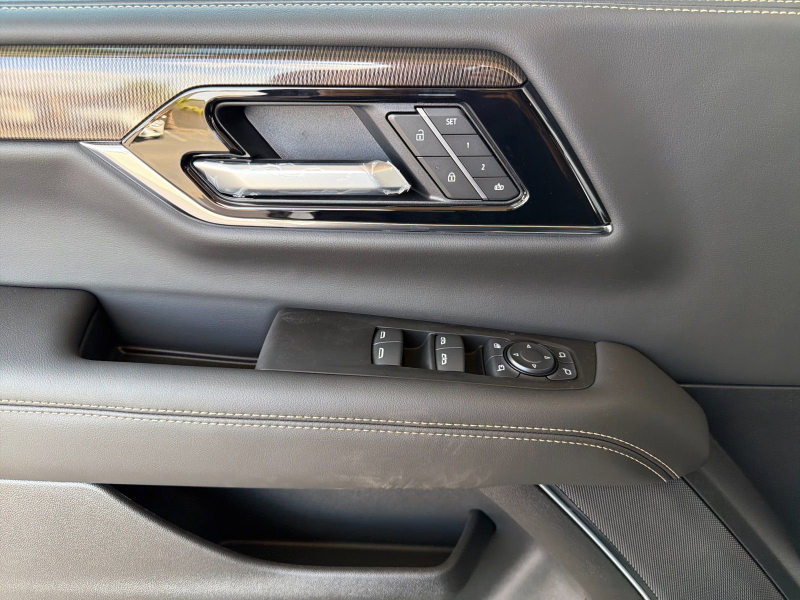 2026 GMC Yukon XL Elevation - Photo 10