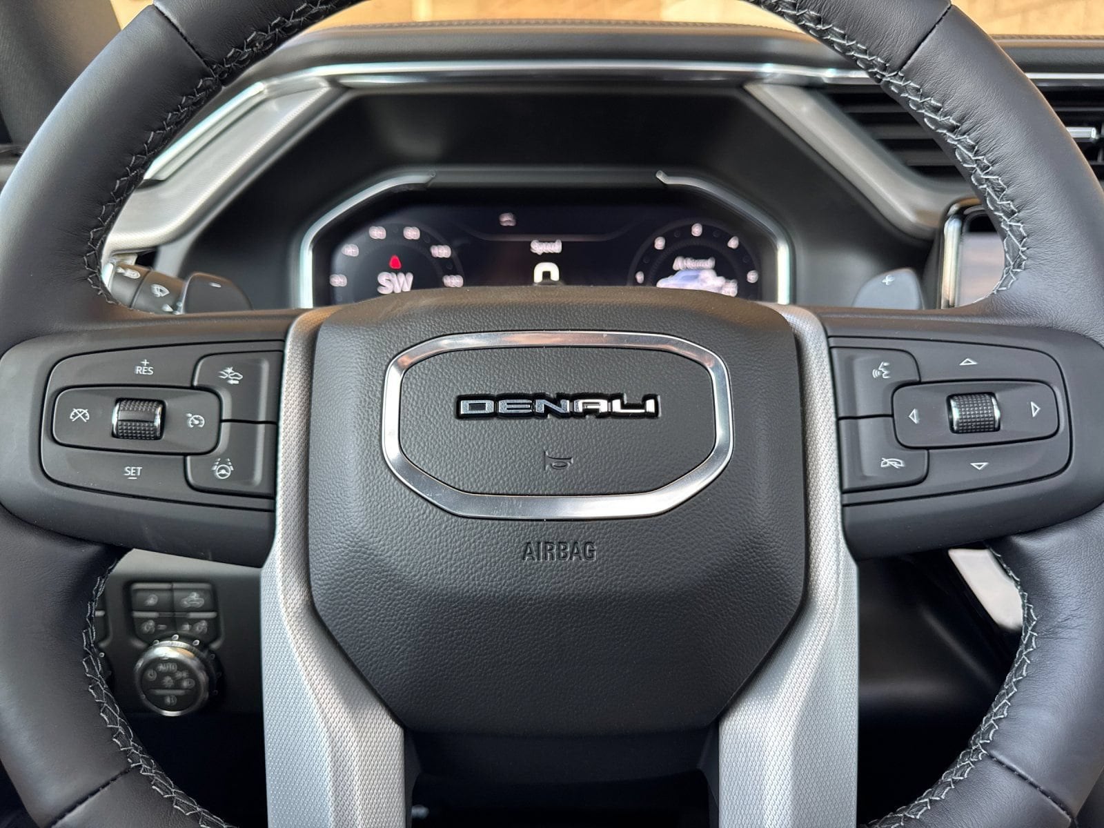 2026 GMC Sierra 1500 Denali - Photo 21