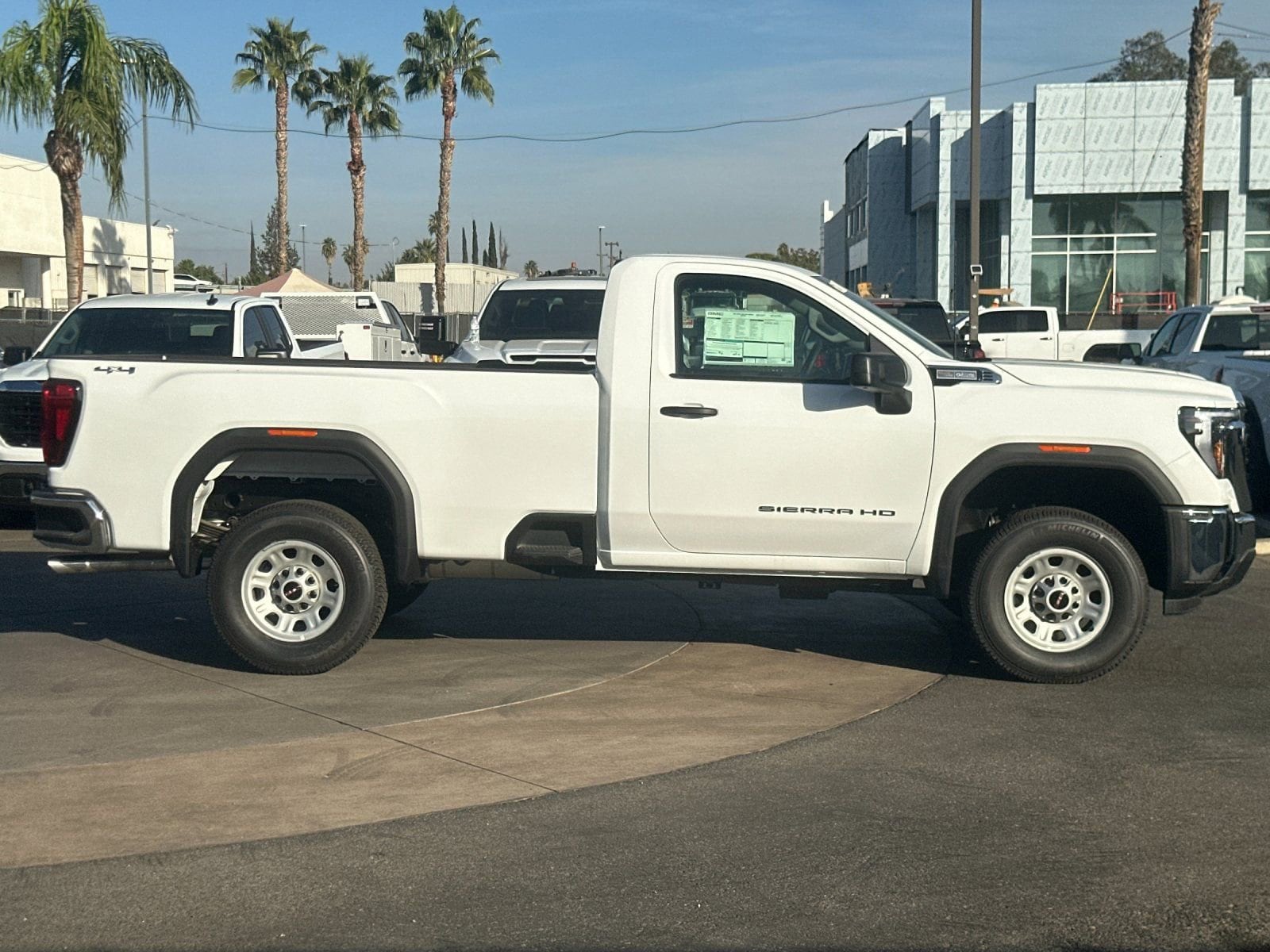 2025 GMC Sierra 2500 HD Pro photo 2