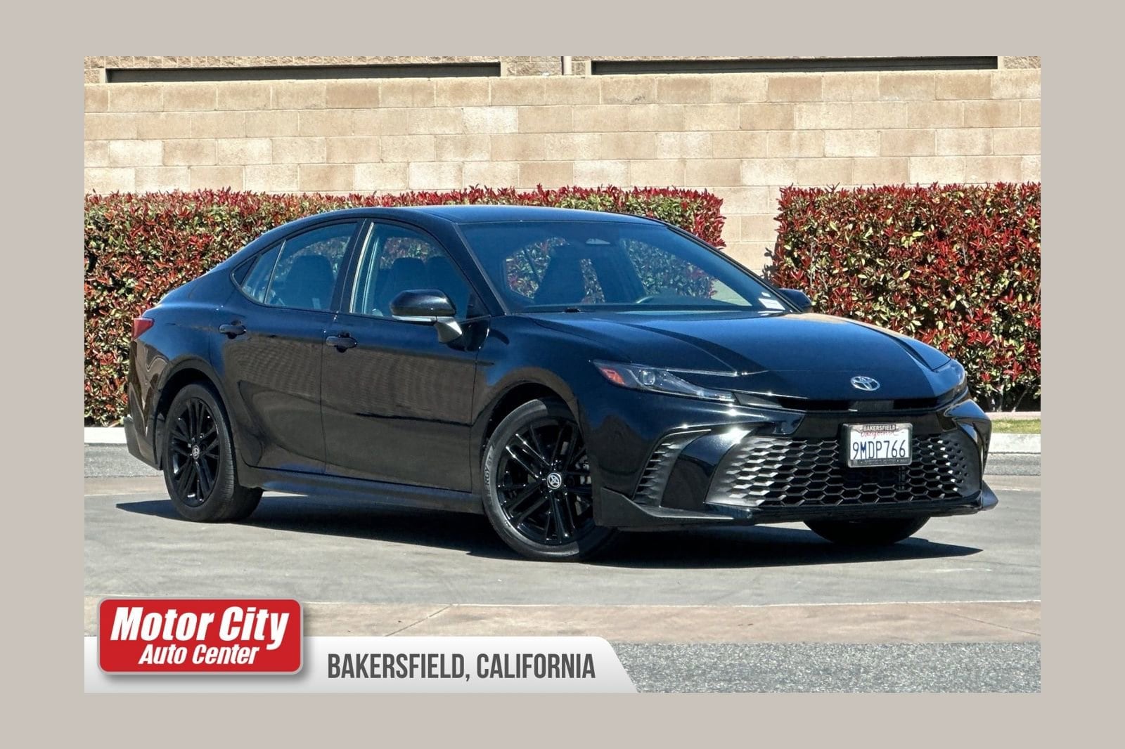 2025 Toyota Camry SE