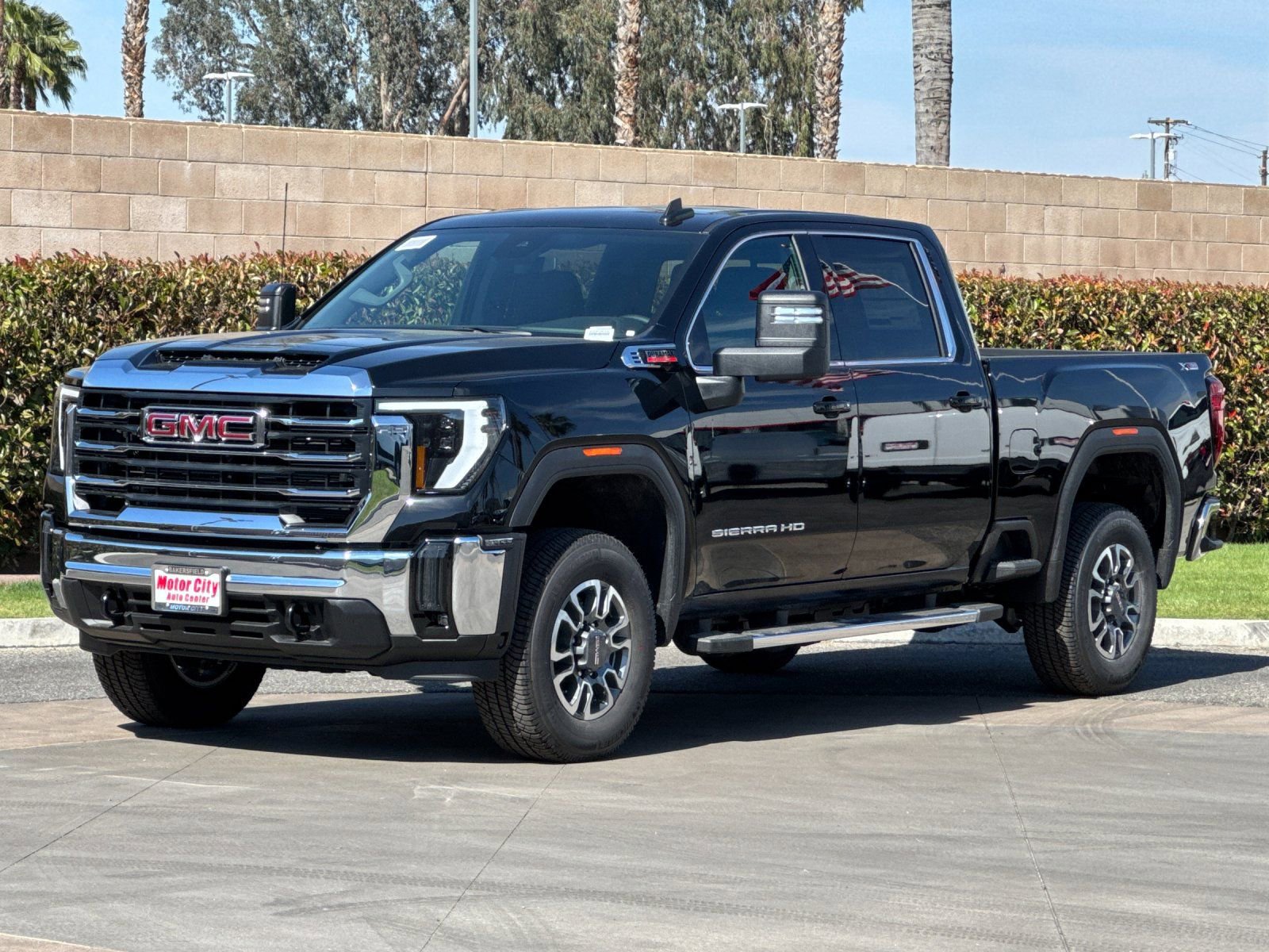 2026 GMC Sierra 2500 HD SLE photo 6