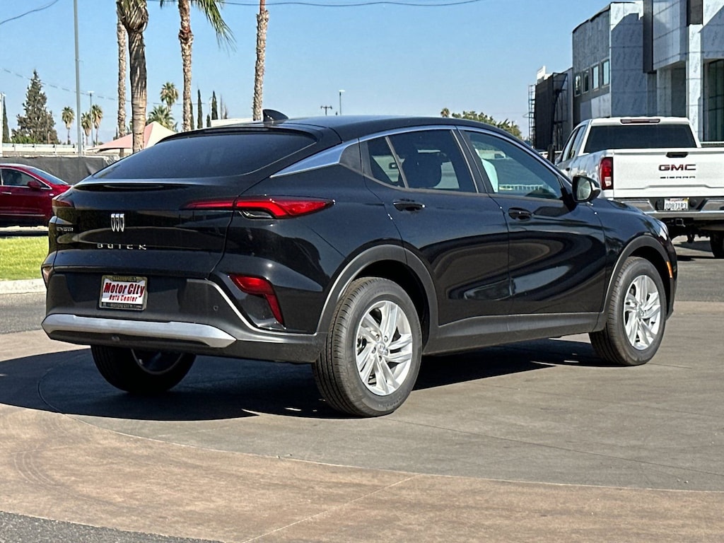 New 2025 Buick Envista Preferred SUV