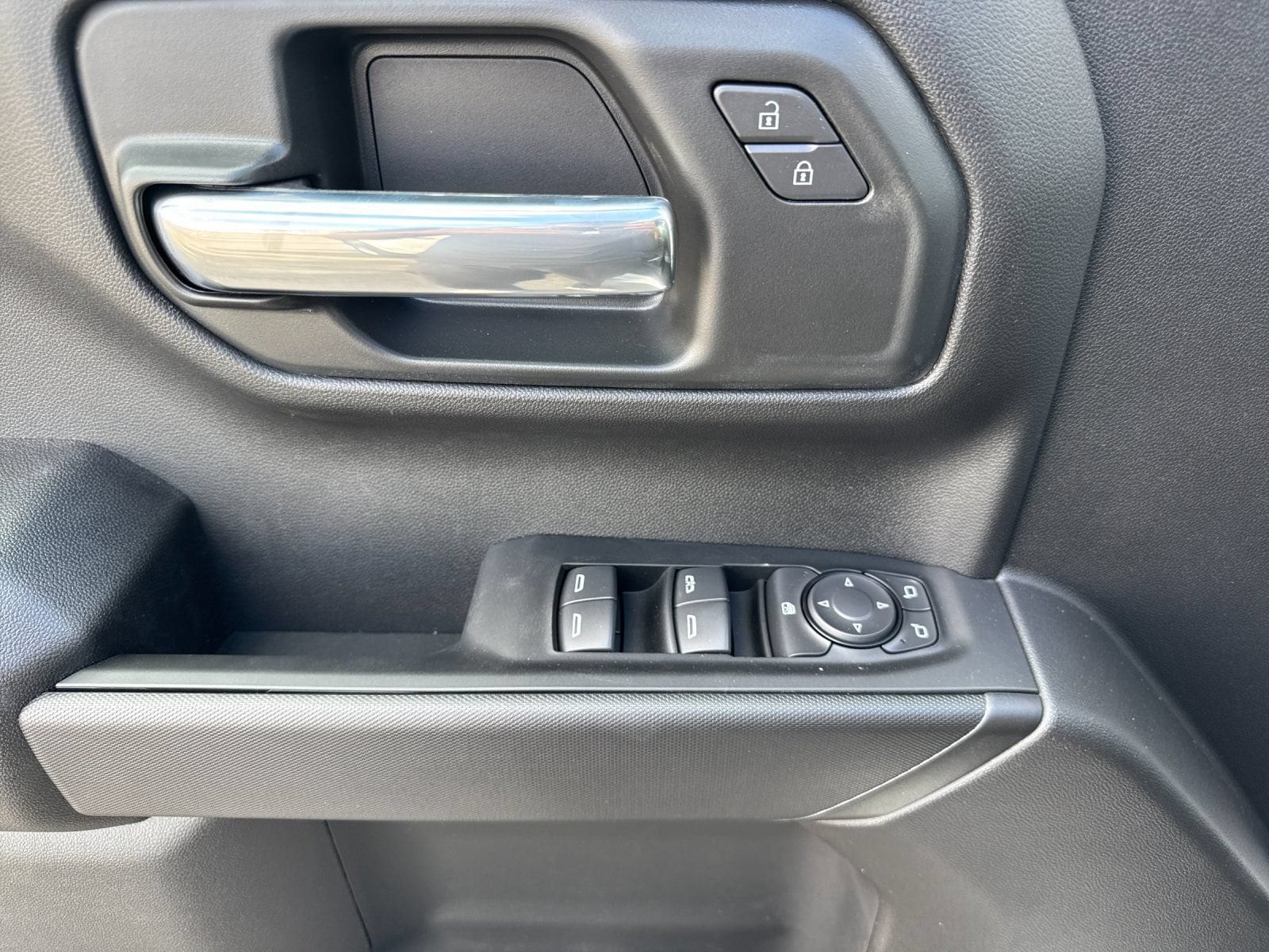 2026 GMC Sierra 1500 Pro - Photo 10
