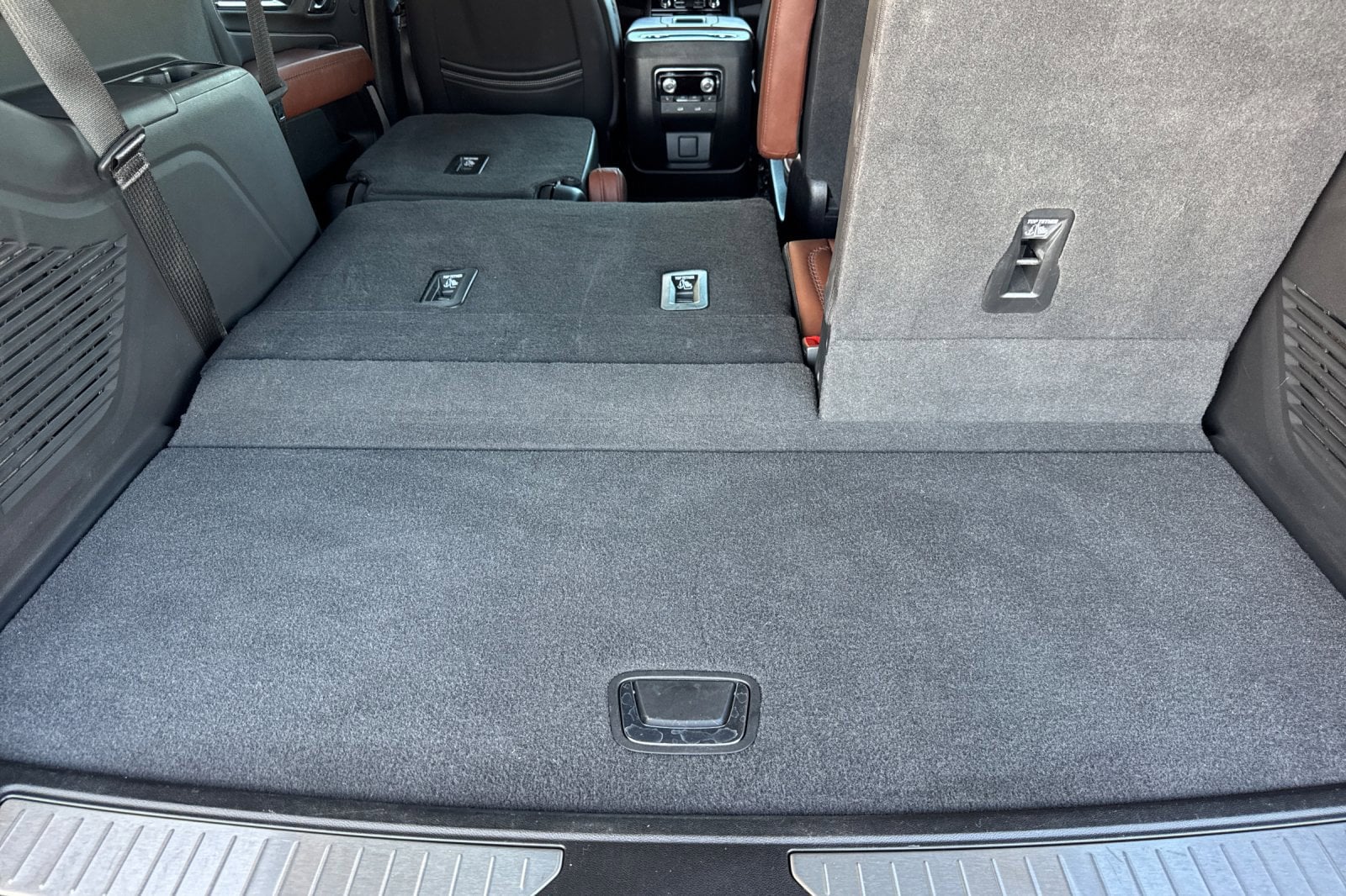 2023 GMC Yukon Denali Ultimate - Photo 18