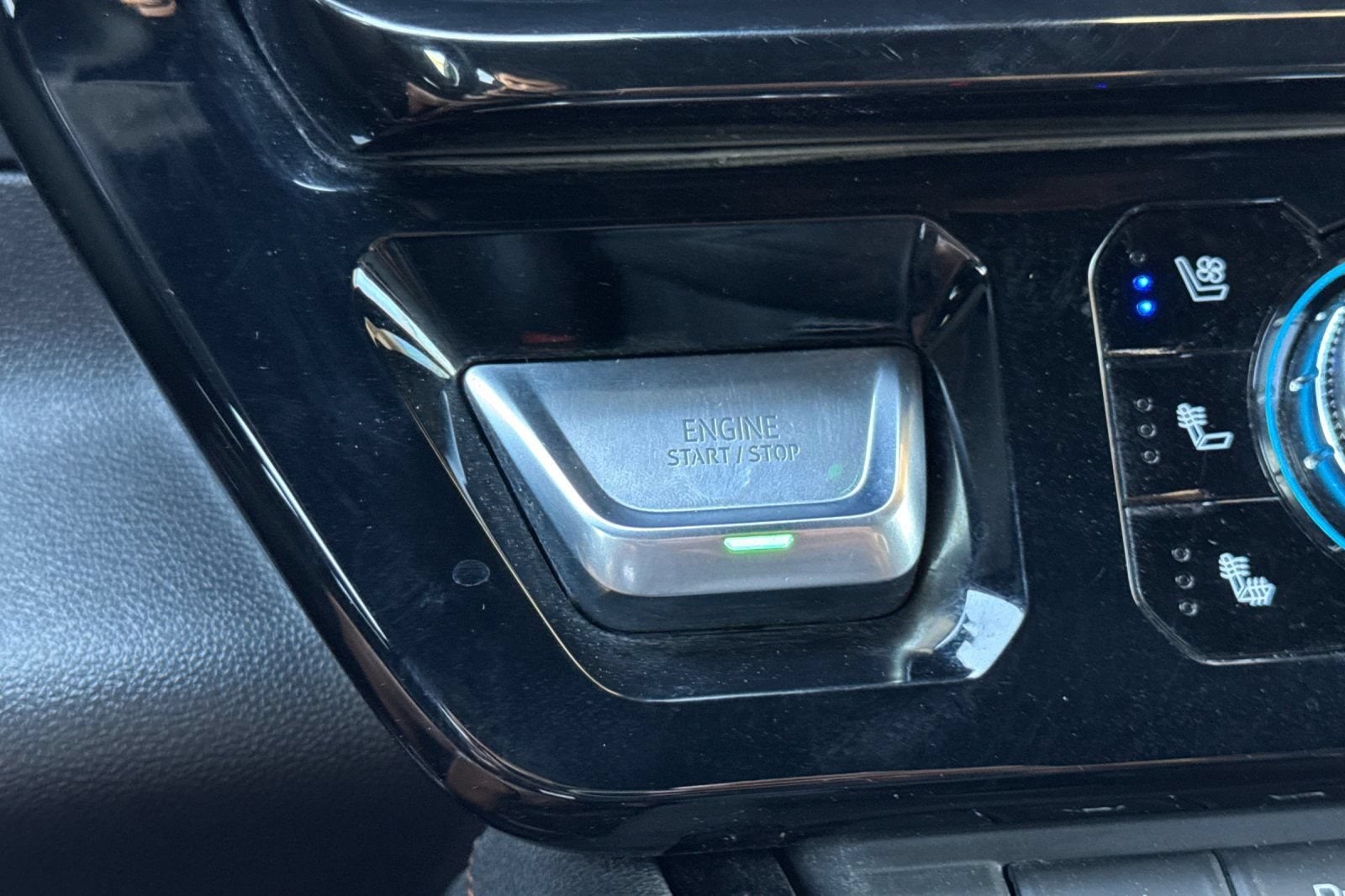 2025 GMC Sierra 1500 AT4 - Photo 22